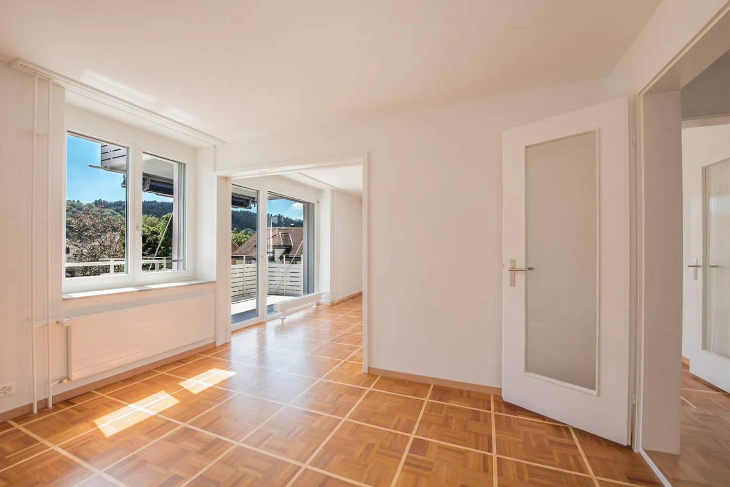 Modernes Apartment in Veltheim - Foto 2 von 12