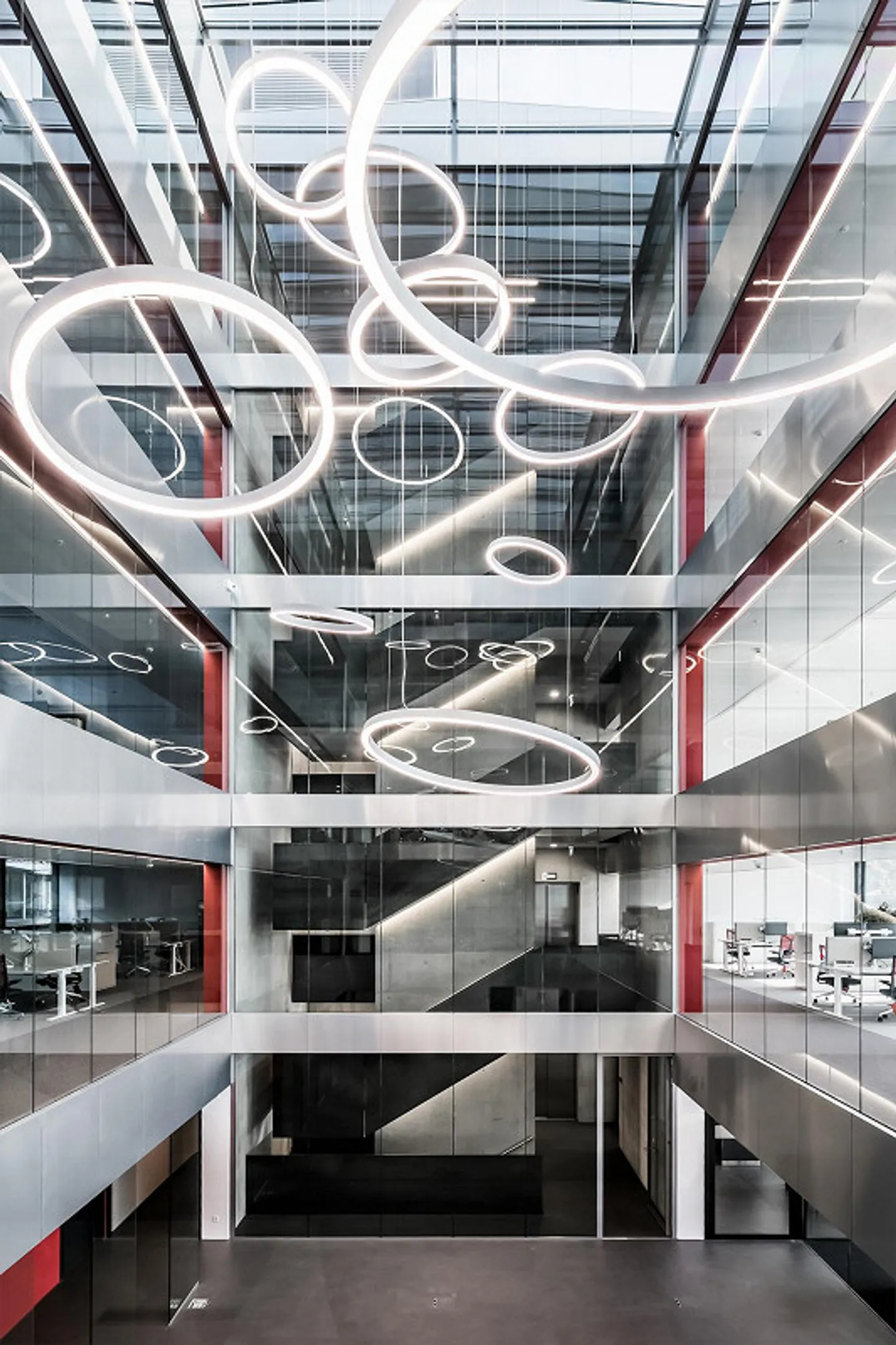 Modern, high-quality offices directly at the train station - Photo 7 of 9