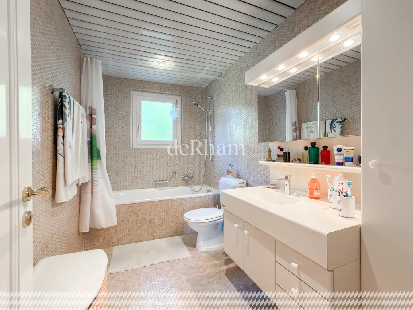 Beautiful 73 m2 apartment with amenities at the door - Photo 7 of 9