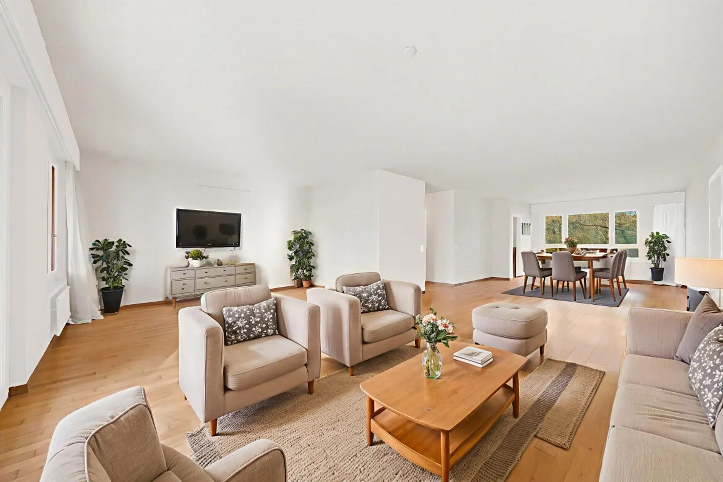 Your future haven of peace in Épalinges - Prized neighborhood of Croisettes. - Photo 1 of 13