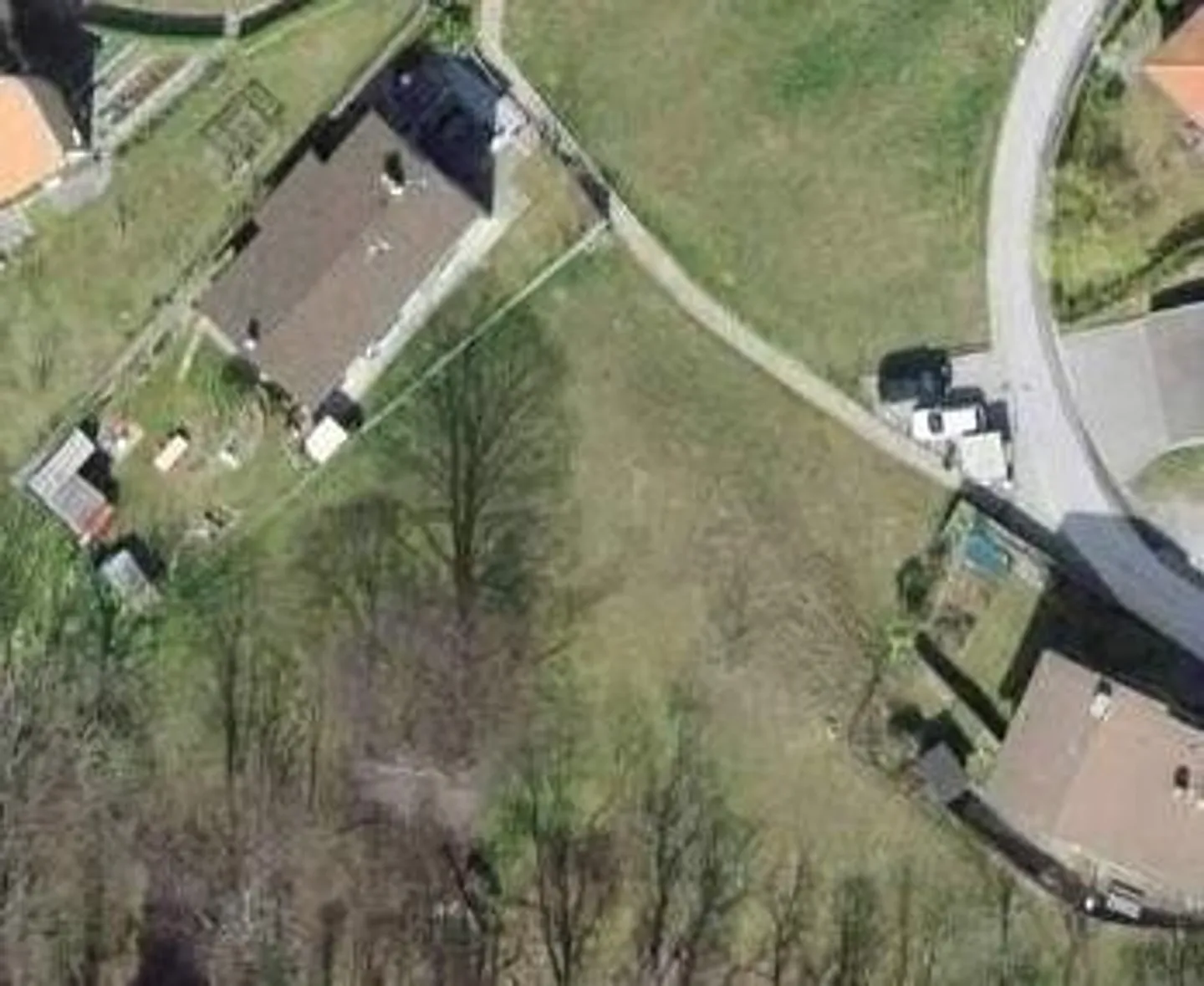 Terreno edificabile centrale con vista - Foto 9 di 11