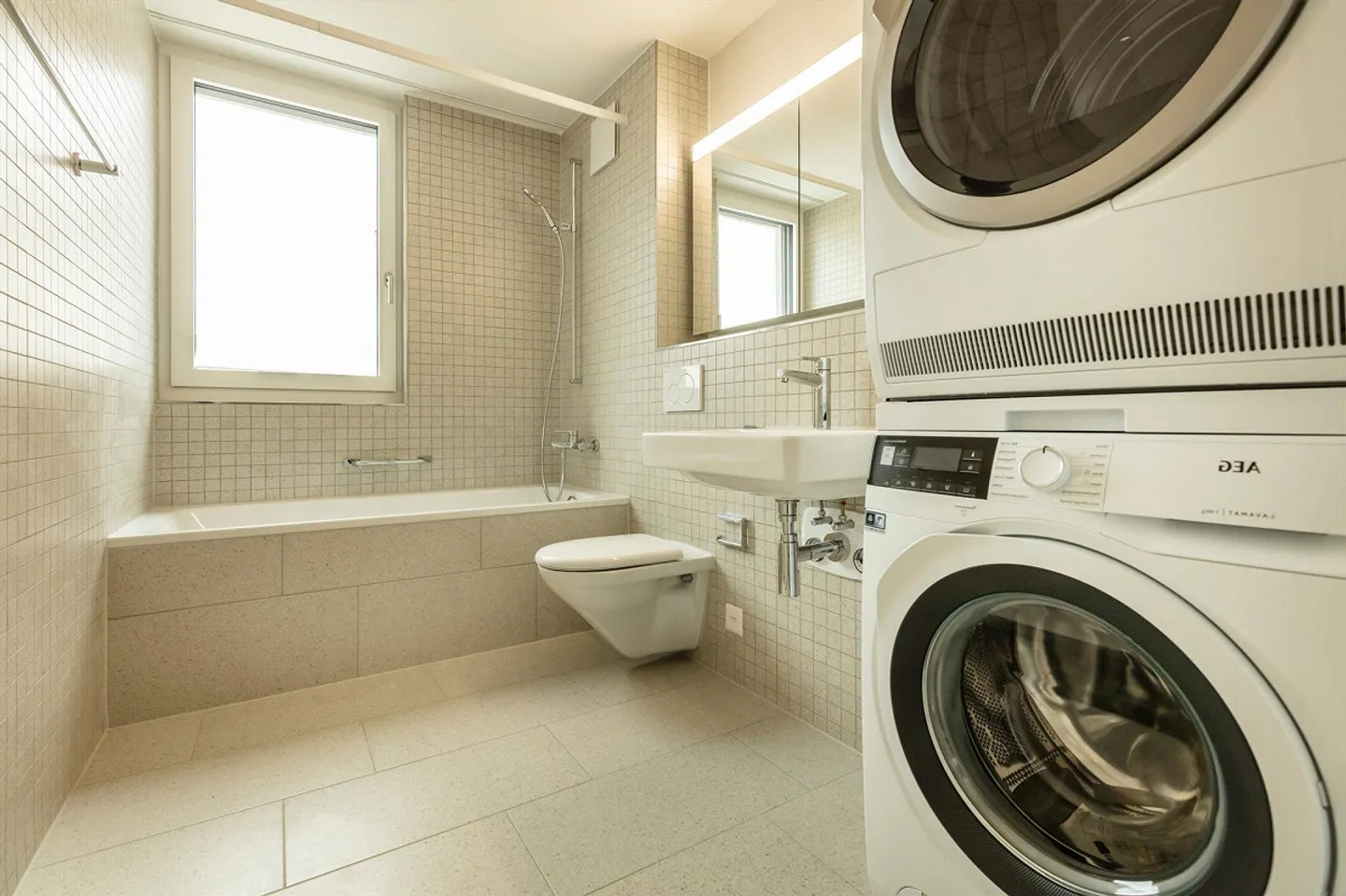 Appartement en duplex moderne - Photo 6 sur 8