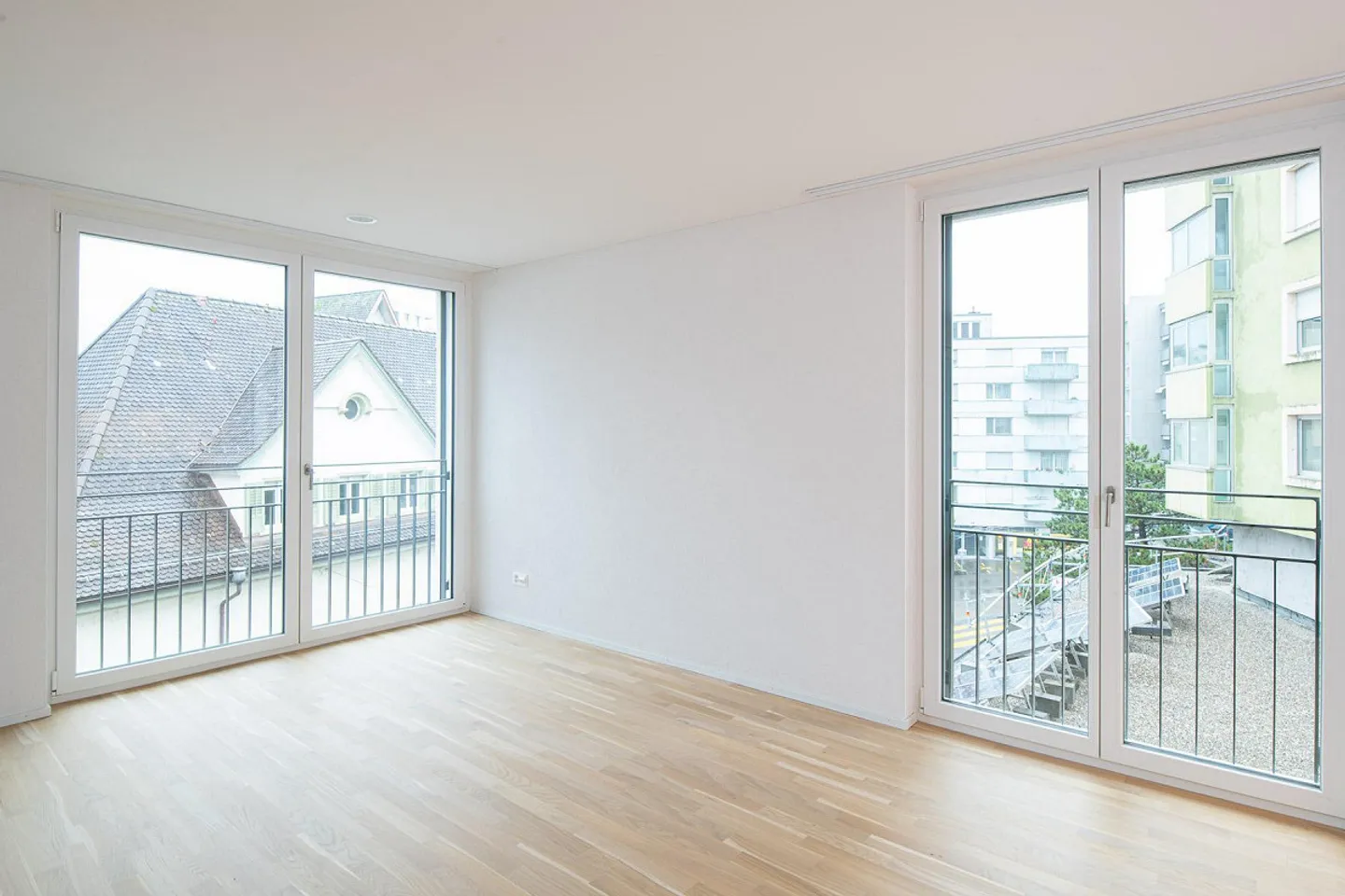 Moderno appartamento di 2,5 stanze nel cuore di Neuhausen! - Foto 5 di 9