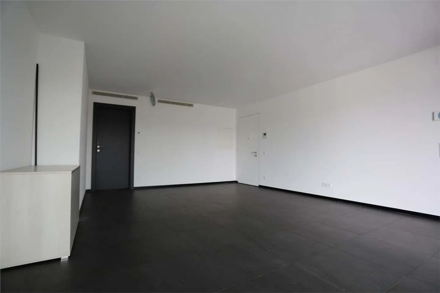 Moderno appartamento di 4,5 vani con terrazza - Foto 4 di 13