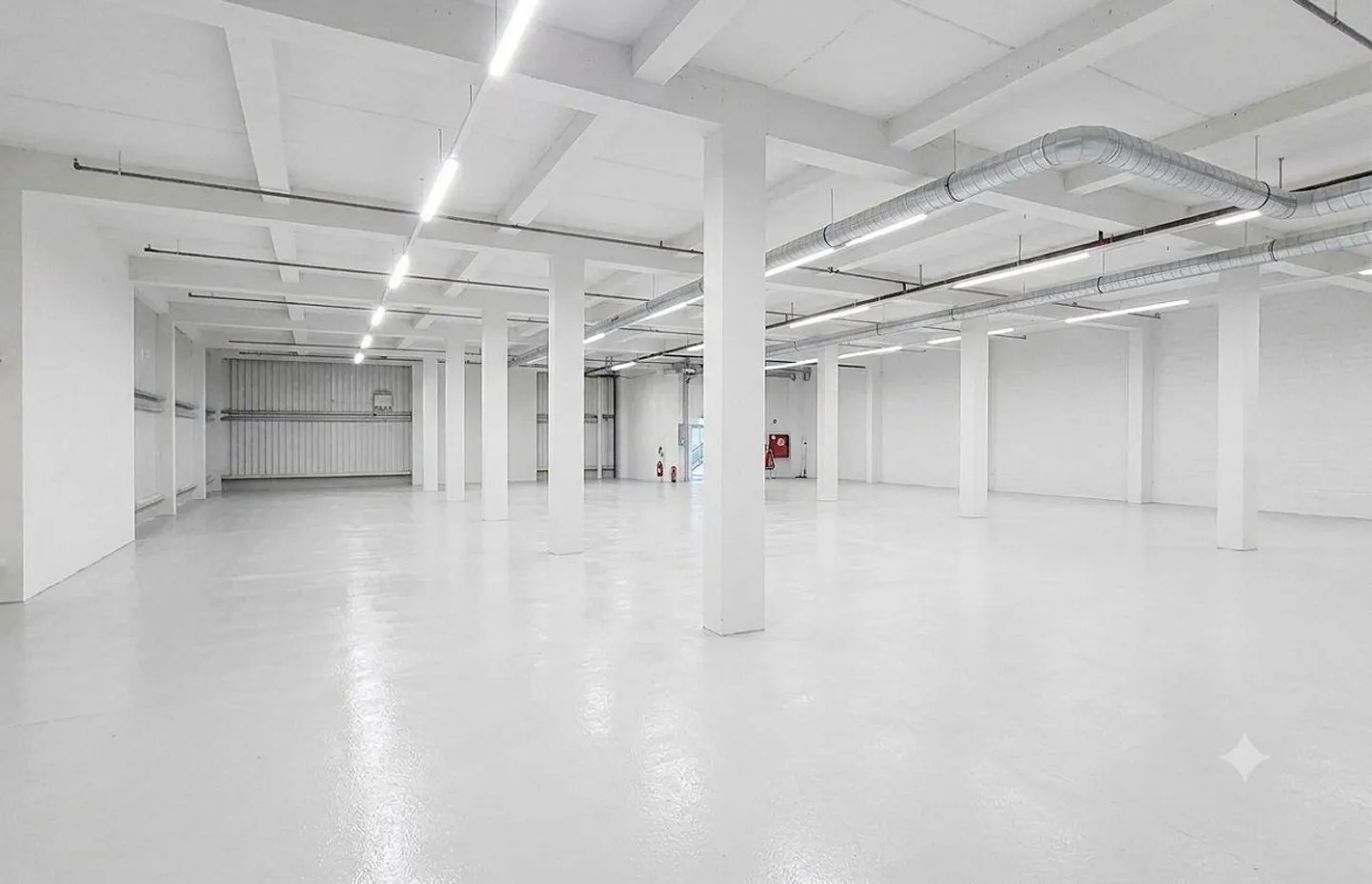 Rentable ground floor commercial space in Neuenhof! - Photo 3 of 7