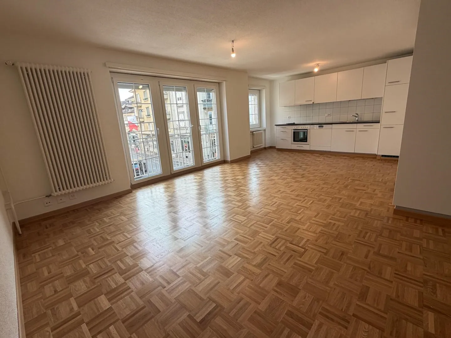 Geräumige Wohnung in Payerne - Foto 2 von 7