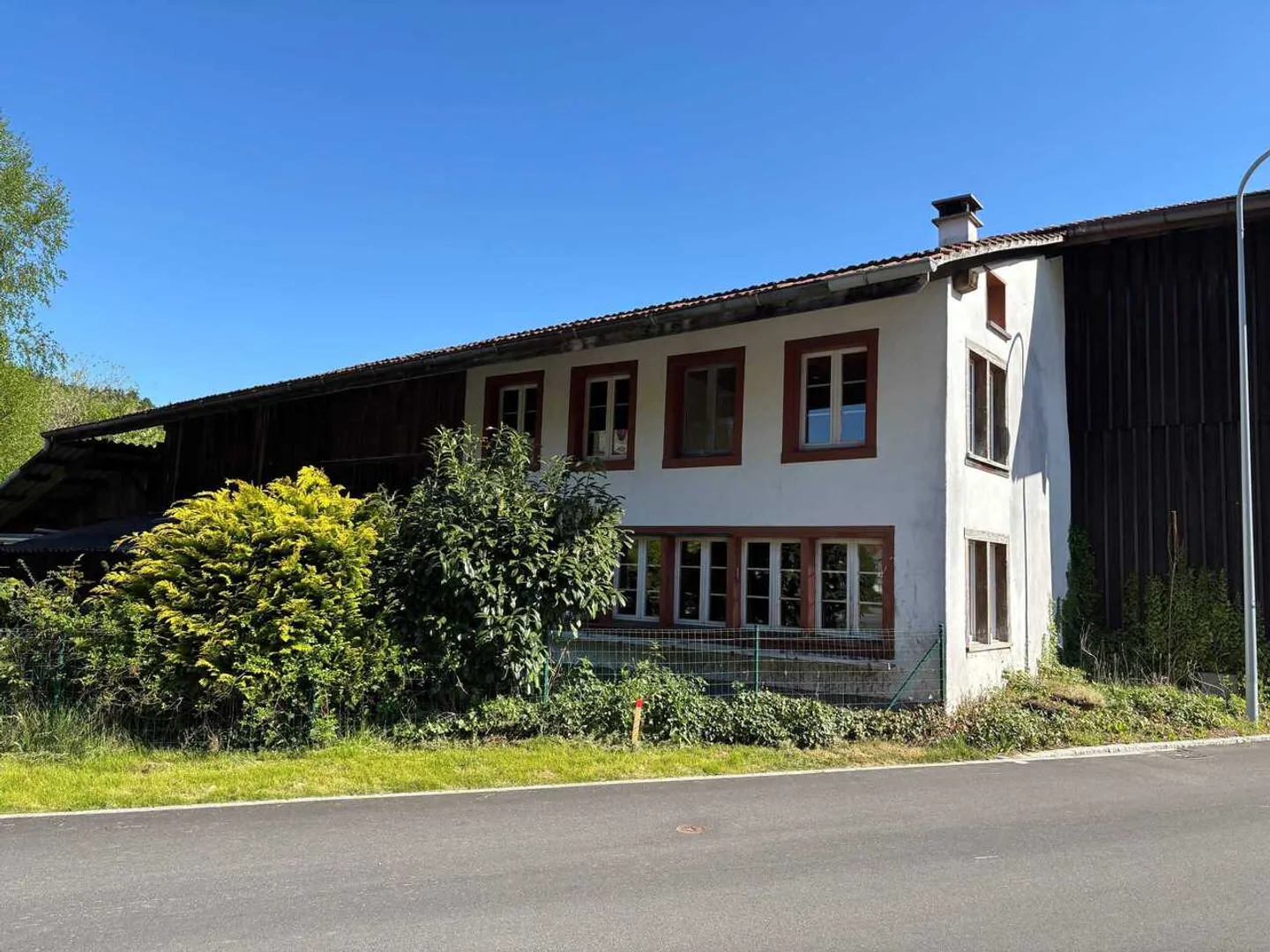 Affascinante casa colonica di 6 stanze in vendita a Gündisau - Foto 2 di 13