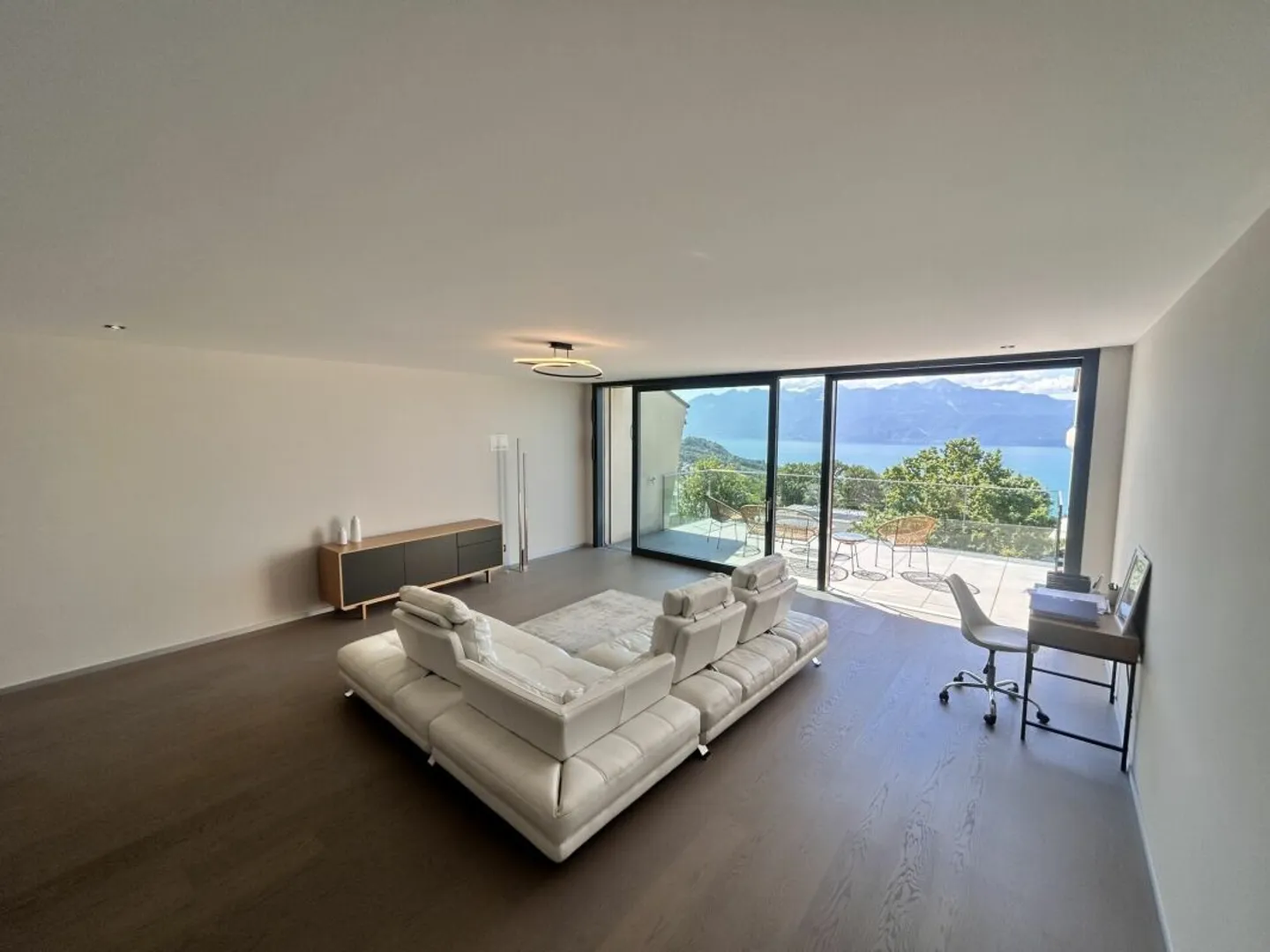 Villa Triplex Contemporaine - Photo 3 sur 20