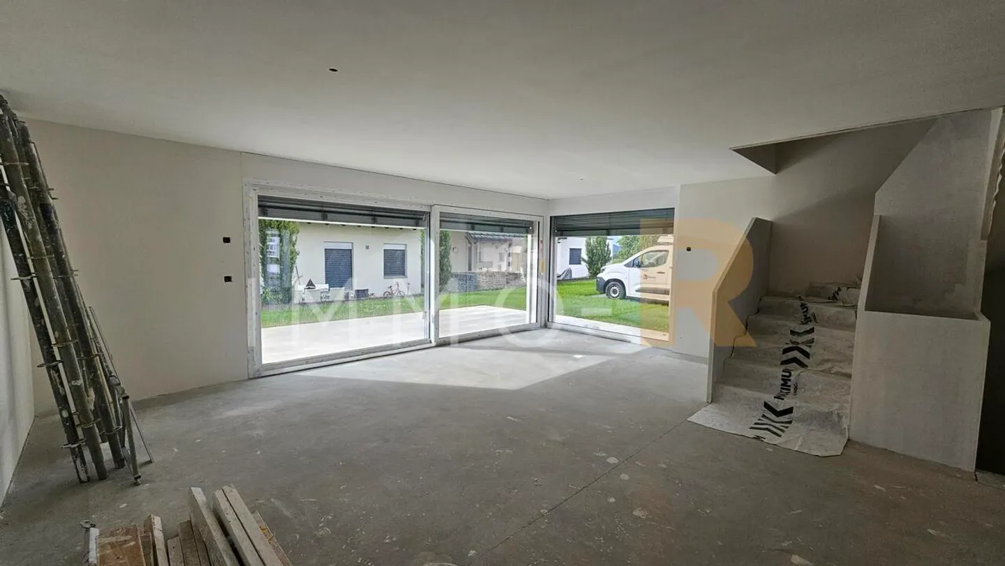 Dernière villa de 4,5 pièces en construction avec jardin - Photo 3 sur 6