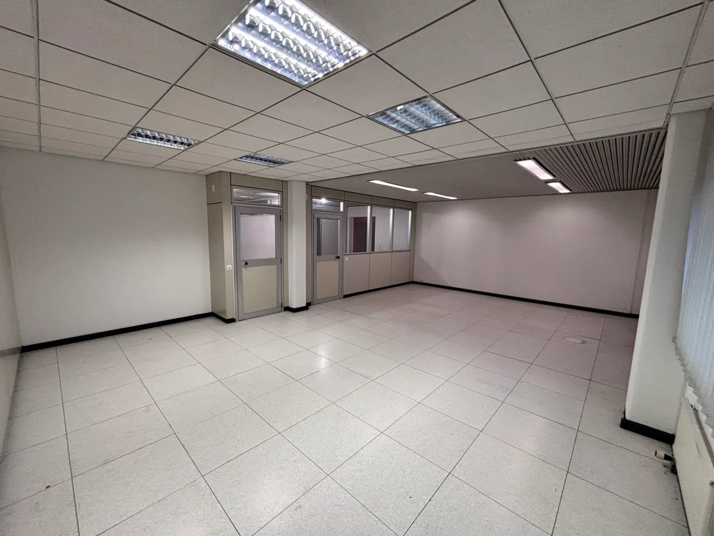 Bureau à louer - Photo 5 sur 5