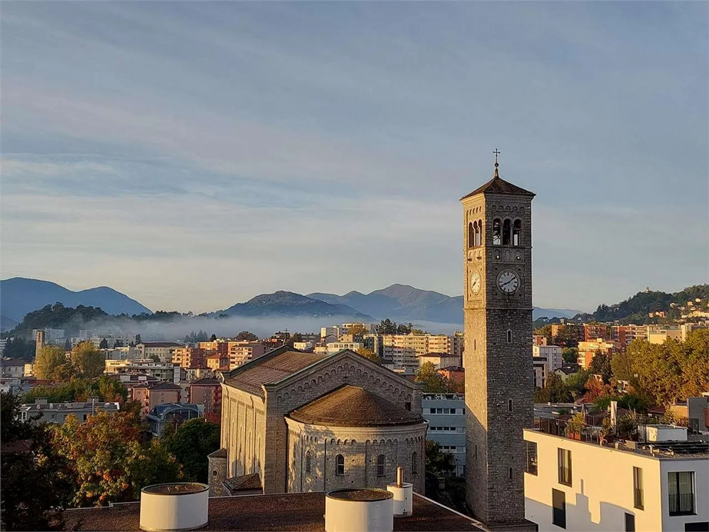 Moderno appartamento di 4,5 vani con terrazza - Foto 7 di 13