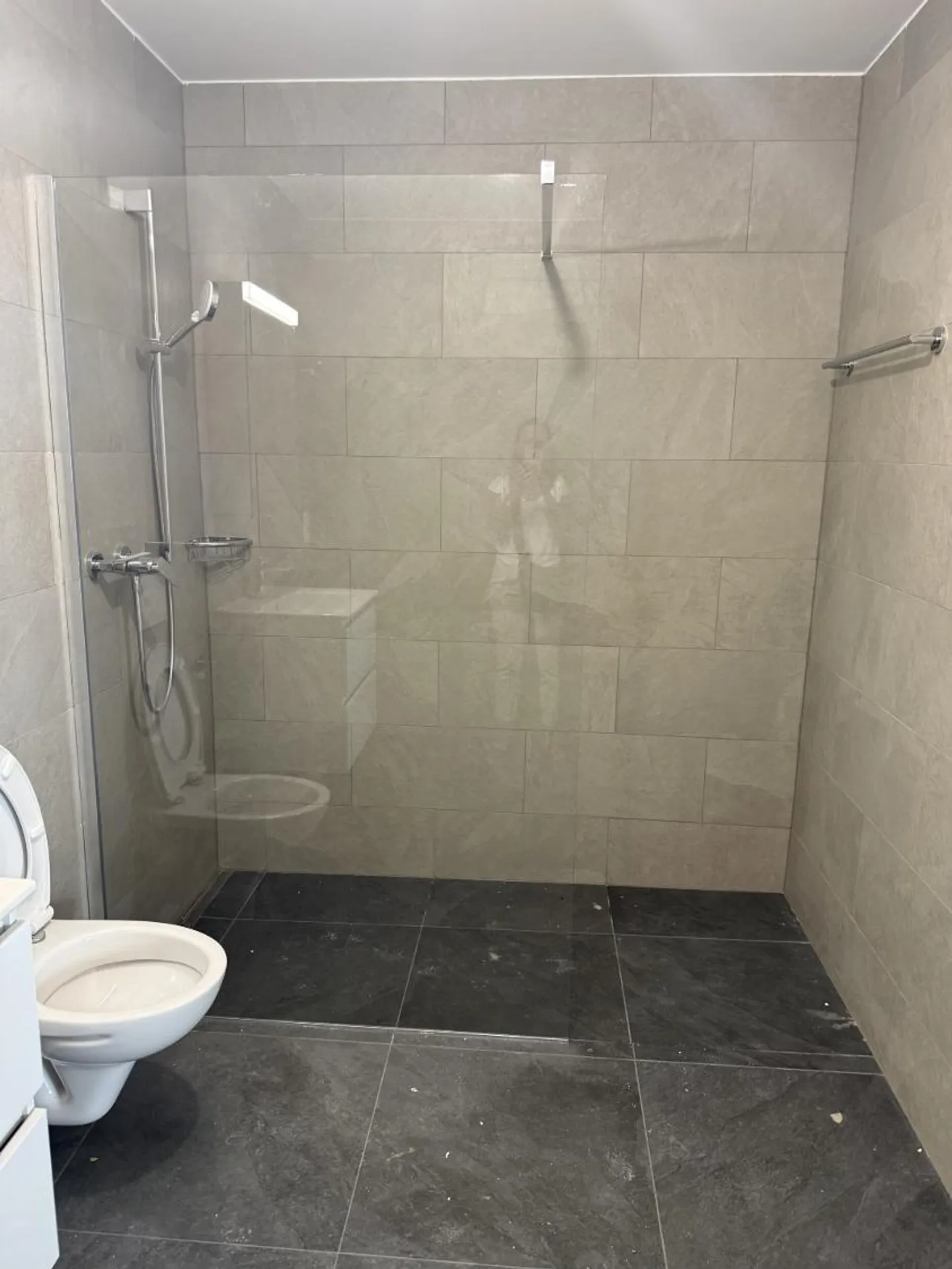Charmant Appartement au Rez-de-Chaussée - Photo 6 sur 7