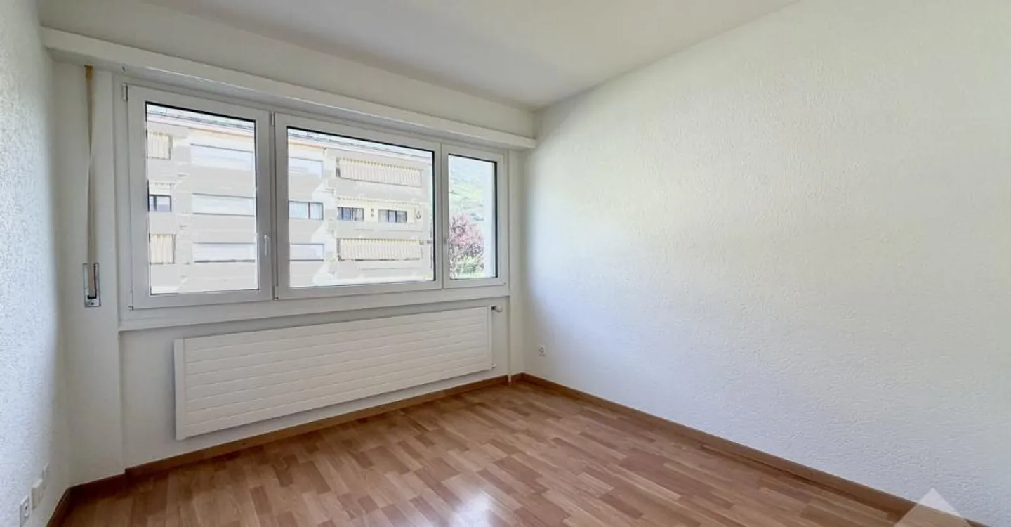 Appartement traversant 4.5 pièces - Photo 9 sur 12
