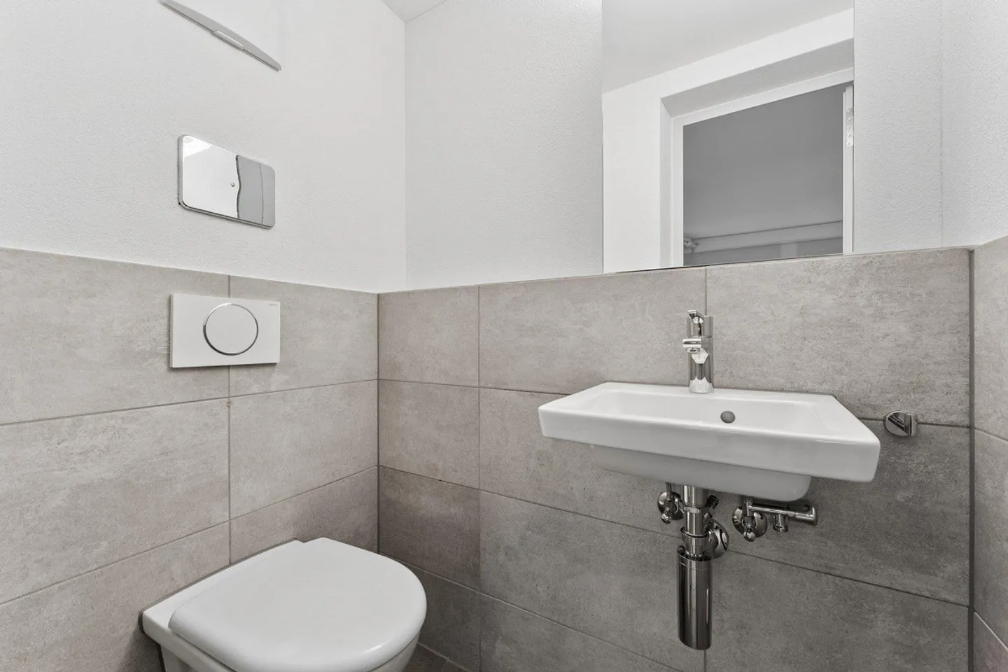 Attractive commercial space in the best location in Kriens - versatile use - Photo 7 of 9