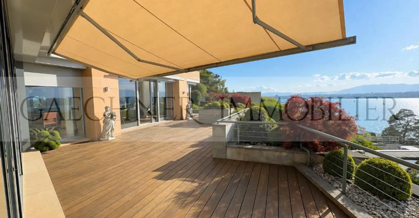 Luxuswohnung mit Seeblick - Foto 2 von 3