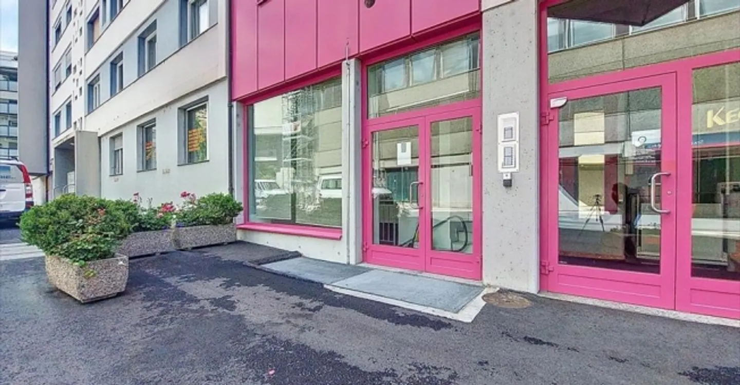 Magasin à louer - Photo 1 sur 9