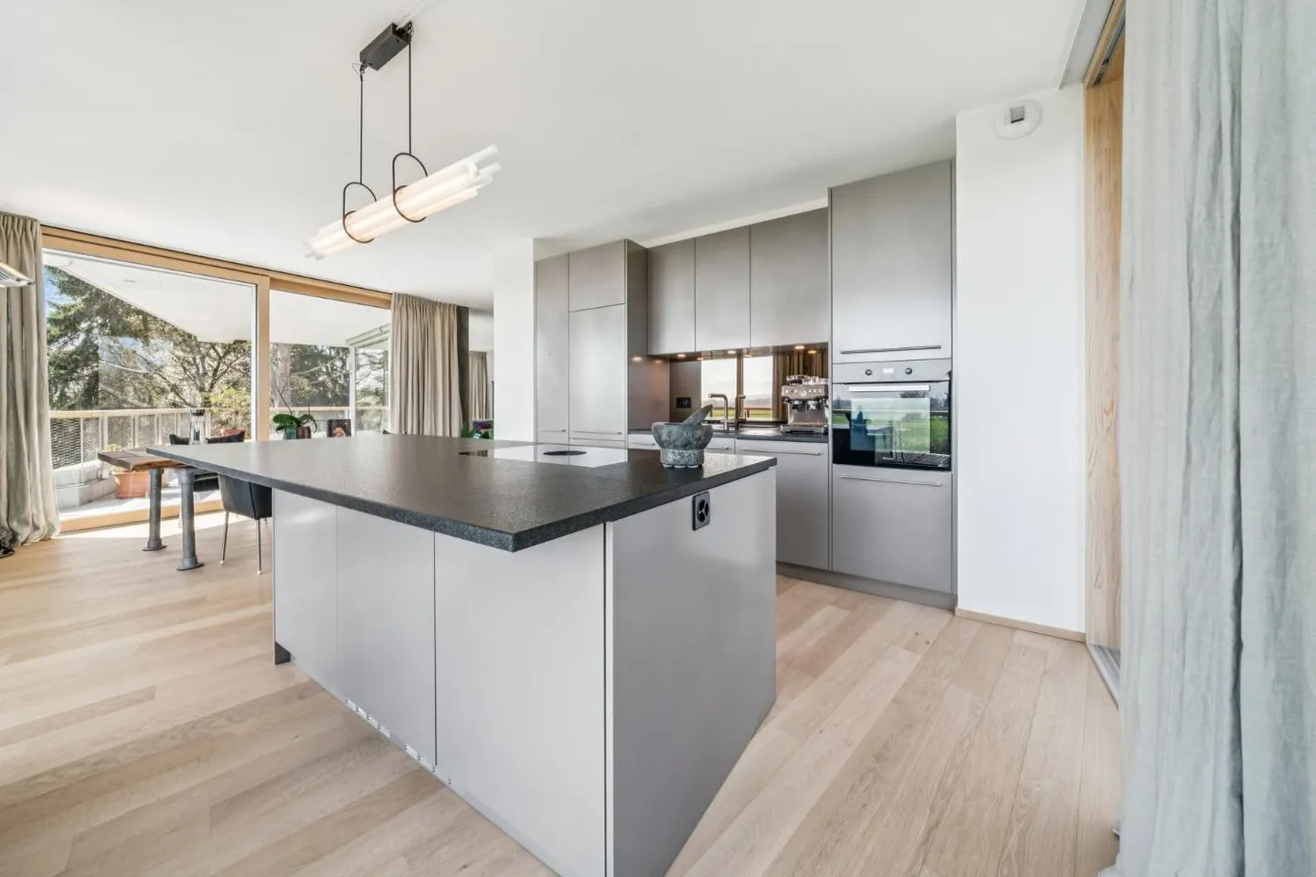 Appartement 5.5 pièces à Meinier - Vue sur le Mont-Blanc - Exclusivité - Photo 5 sur 13