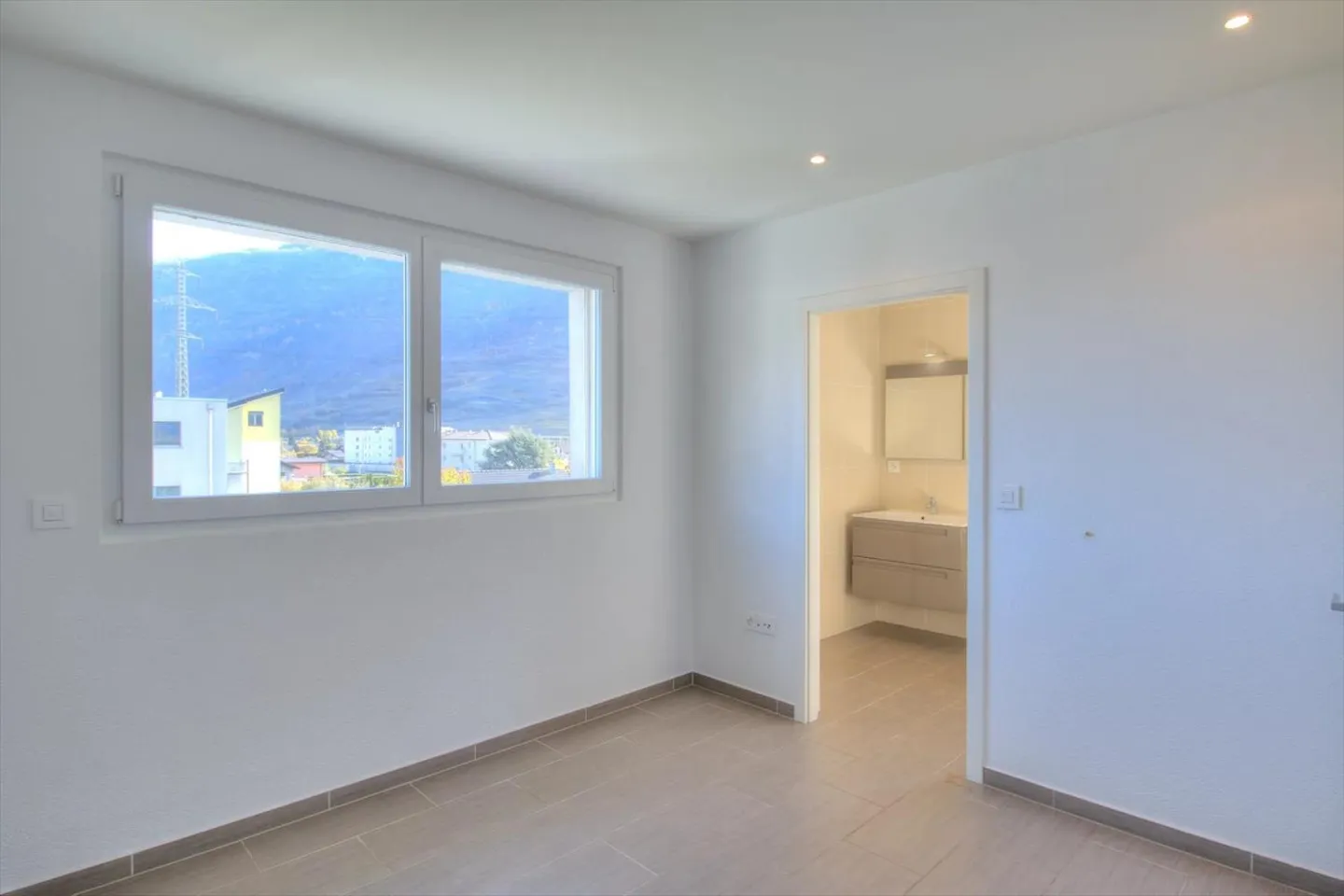 4.5 Room Apartment - Photo 10 of 11