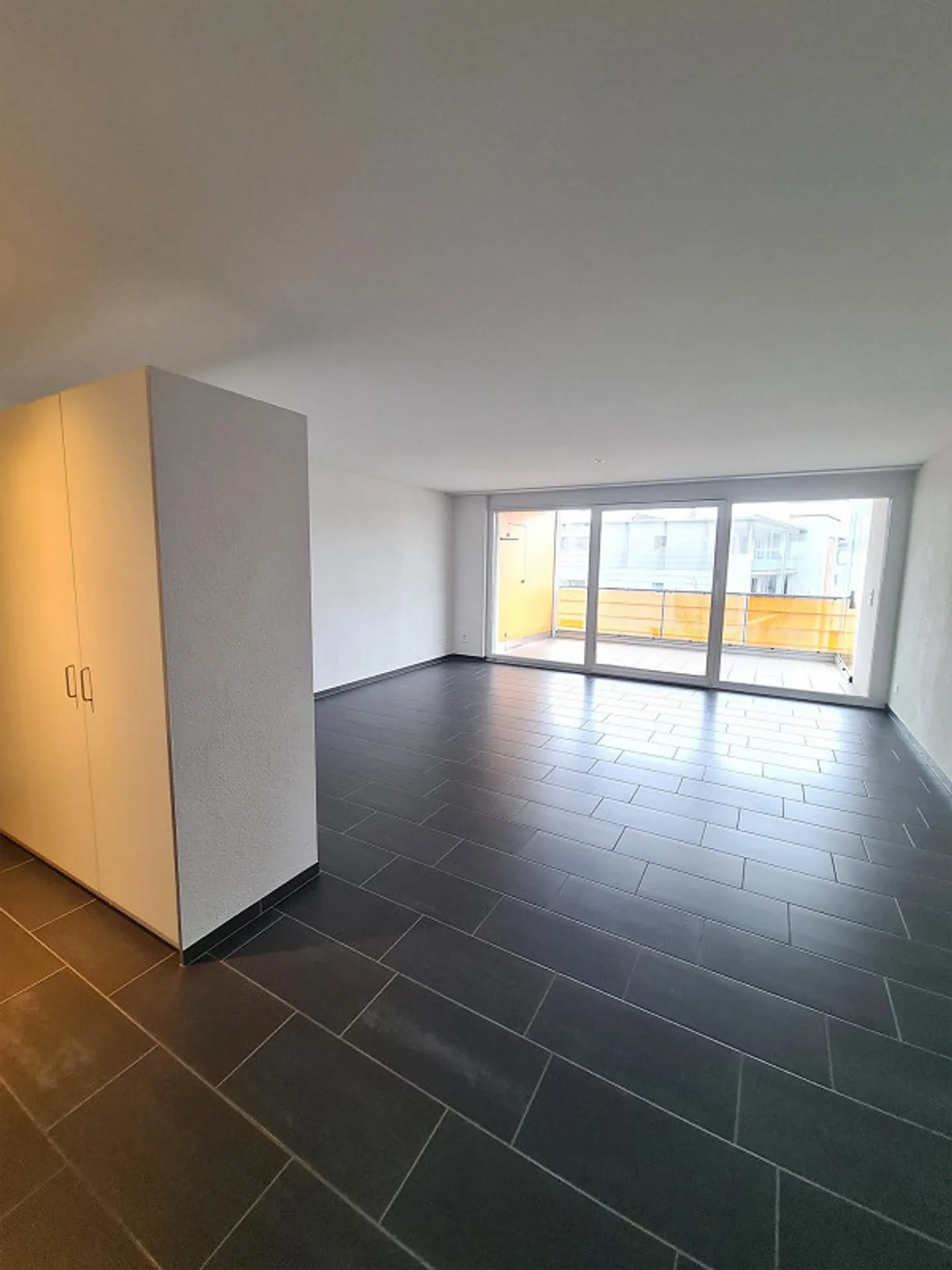 Modern living and plenty of space to feel good - Photo 3 of 15