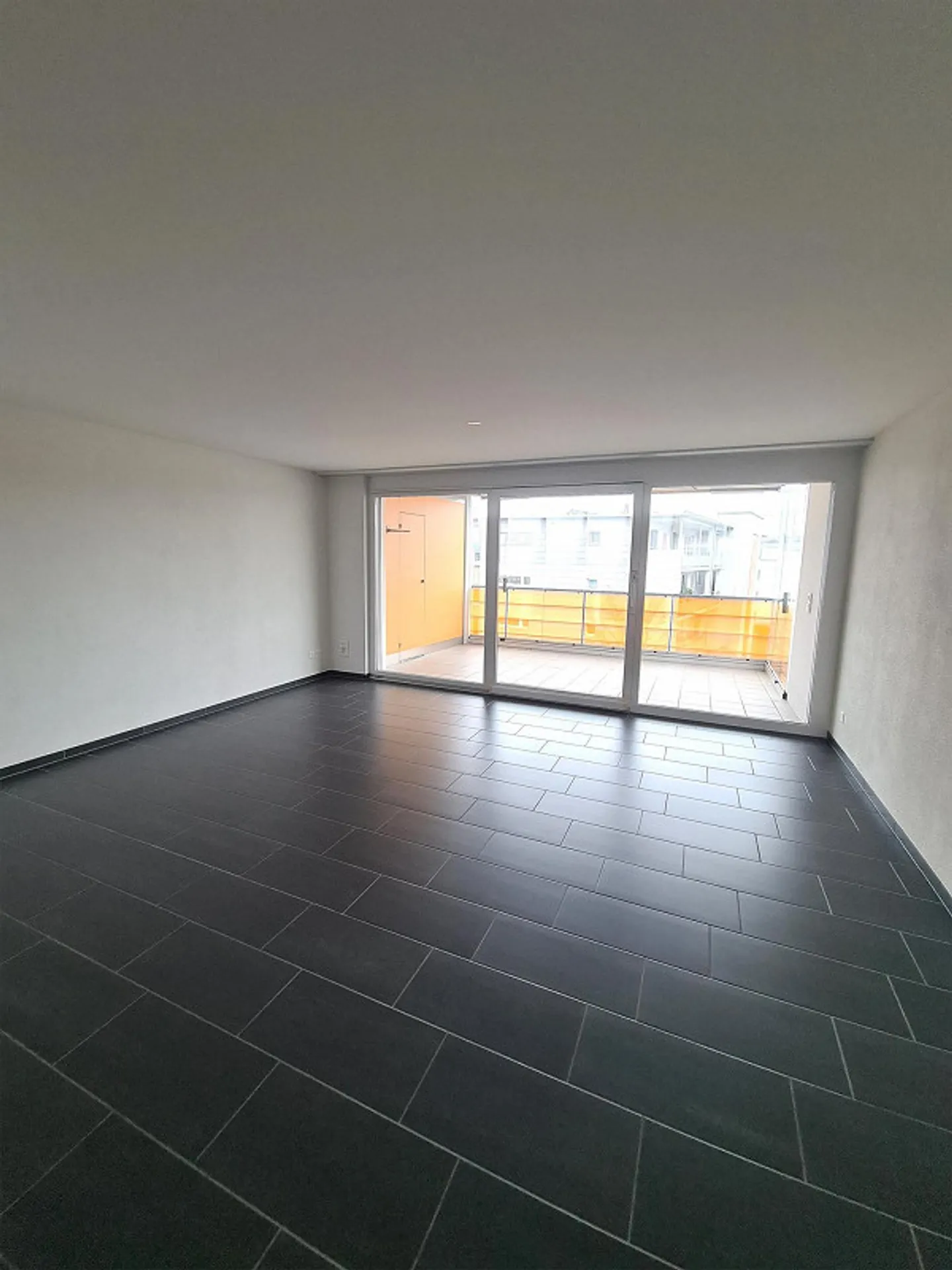 Modern living and plenty of space to feel good - Photo 4 of 15