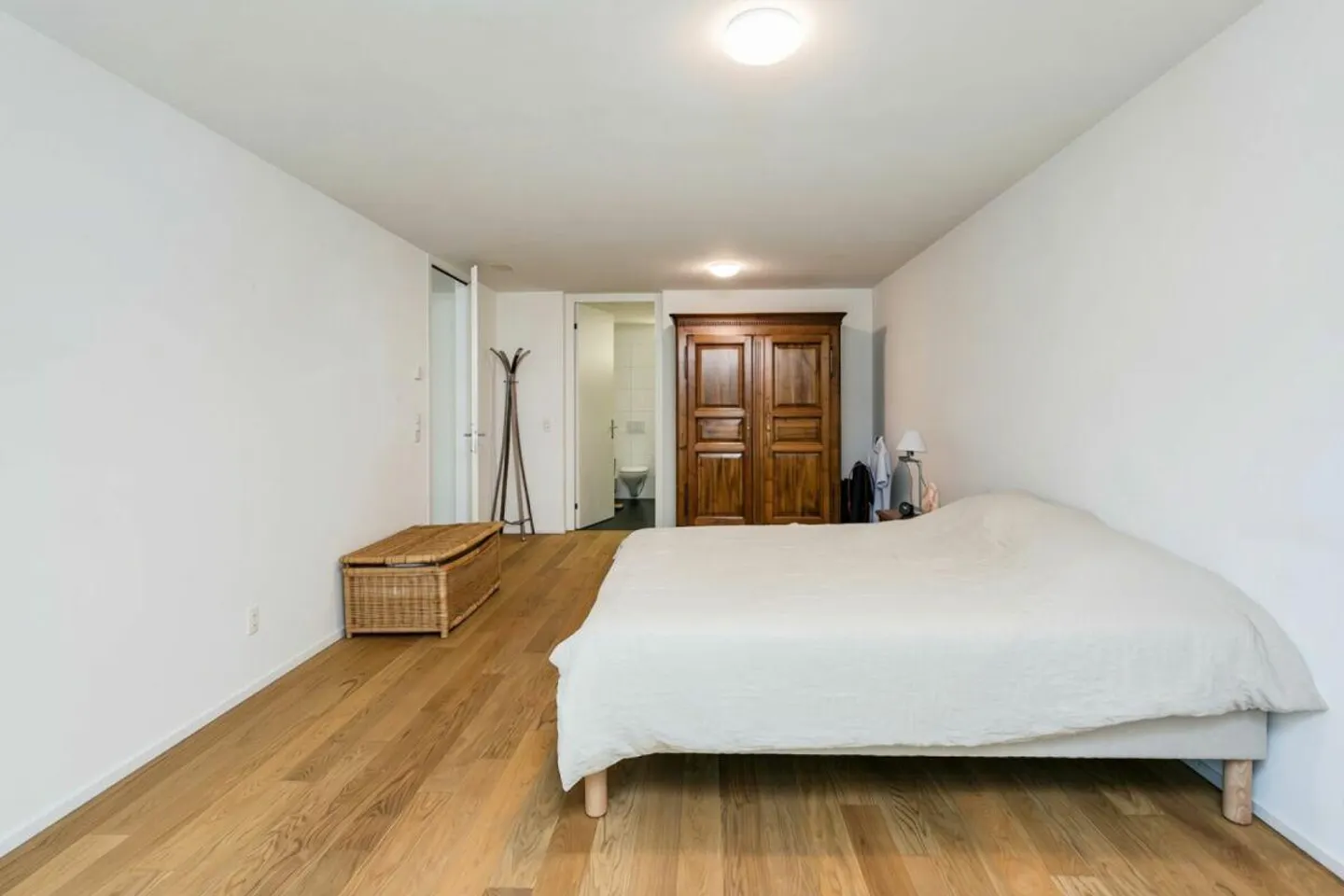 Very central and modern 2.5-room apartment - Photo 8 of 11