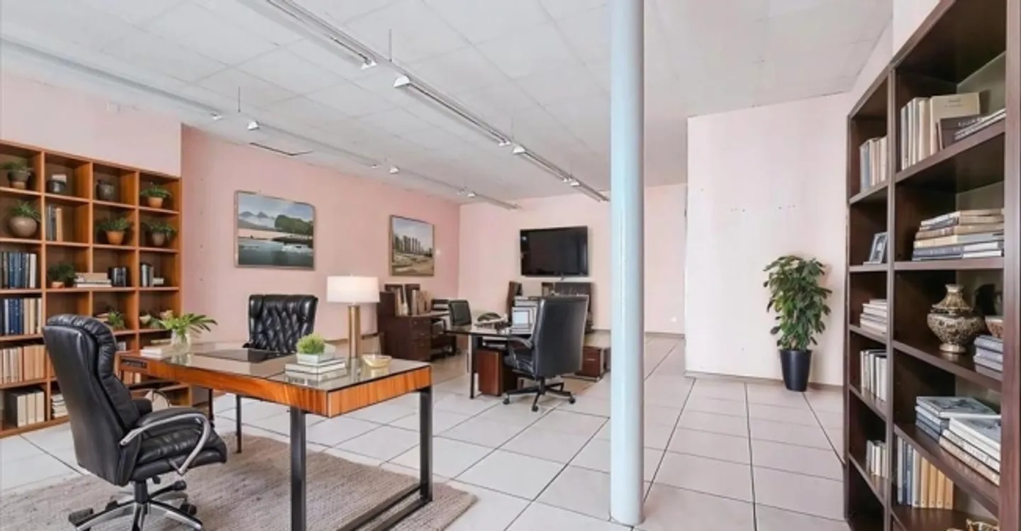 Magasin à louer - Photo 3 sur 9