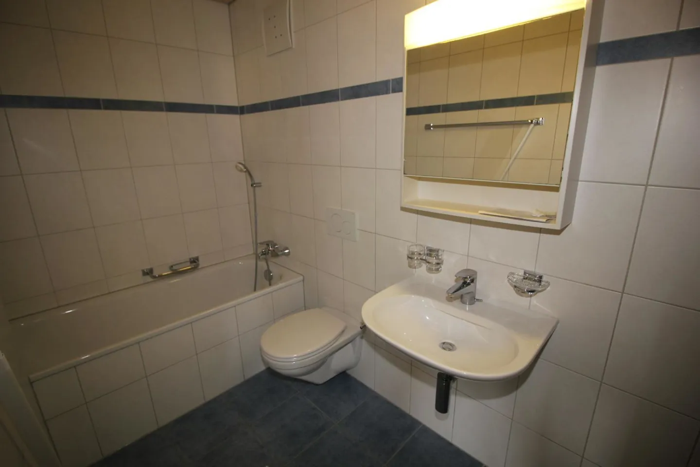 Grosszügige und helle Wohnung - Foto 9 von 12