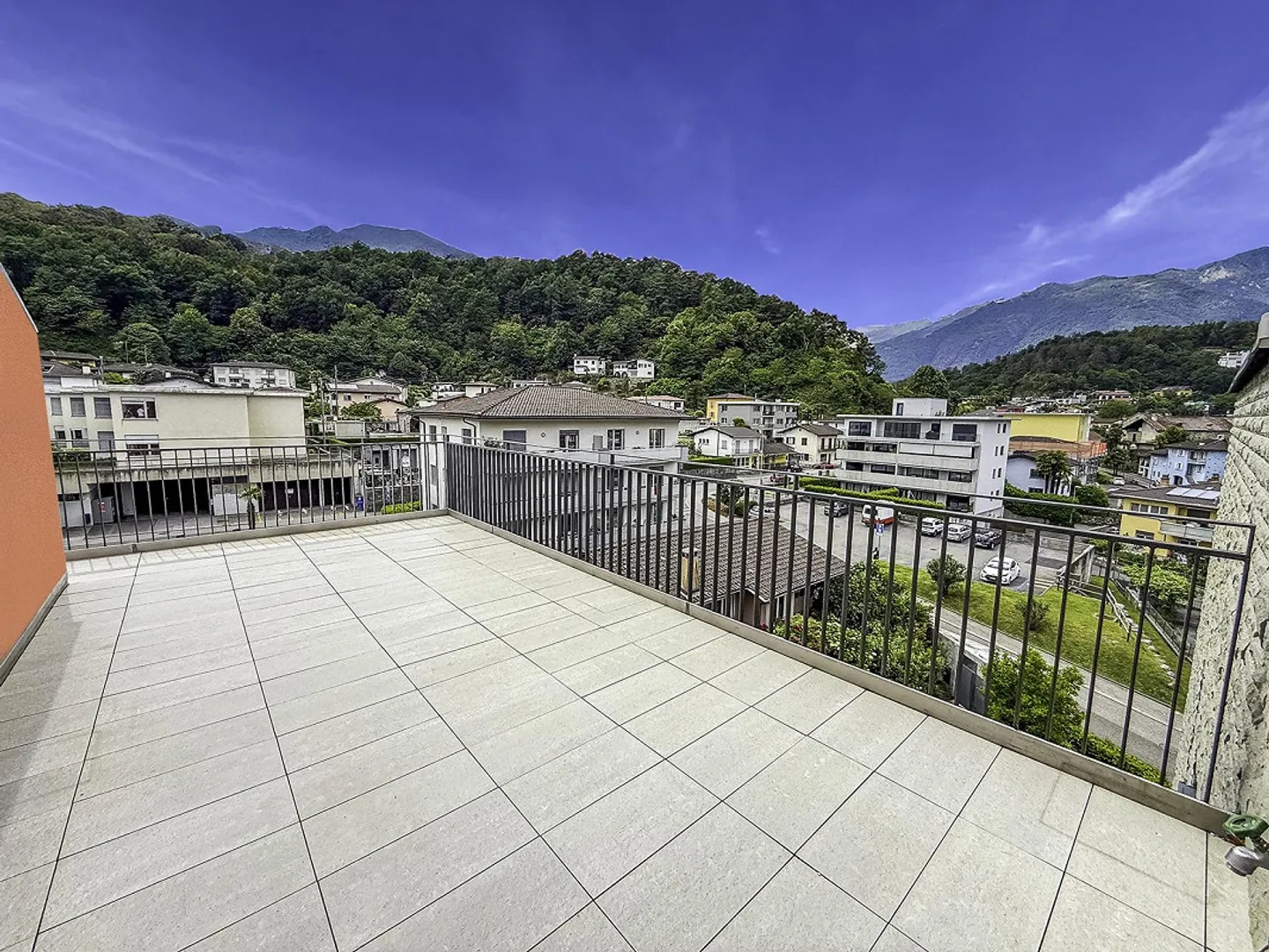 Grande Attico di 4.5 Locali duplex con terrazza panoramica - Foto 20 di 24