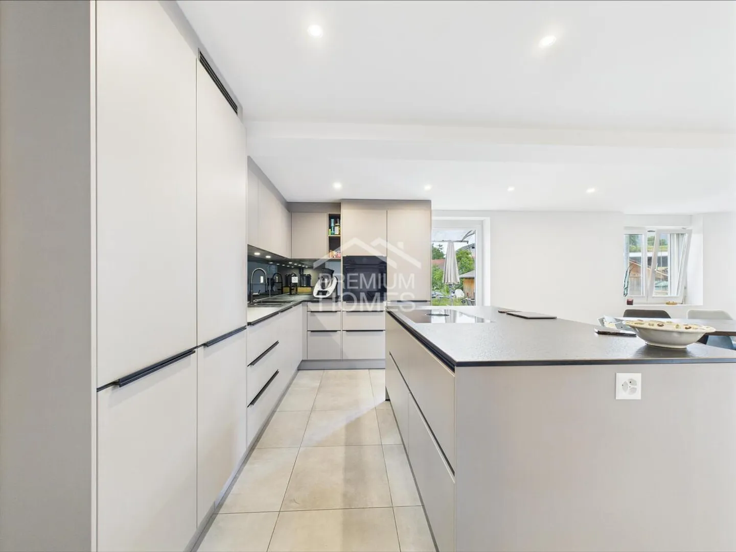 Think Big - Single Family Home with Workshop, Lots of Land and Potential - Photo 3 of 9