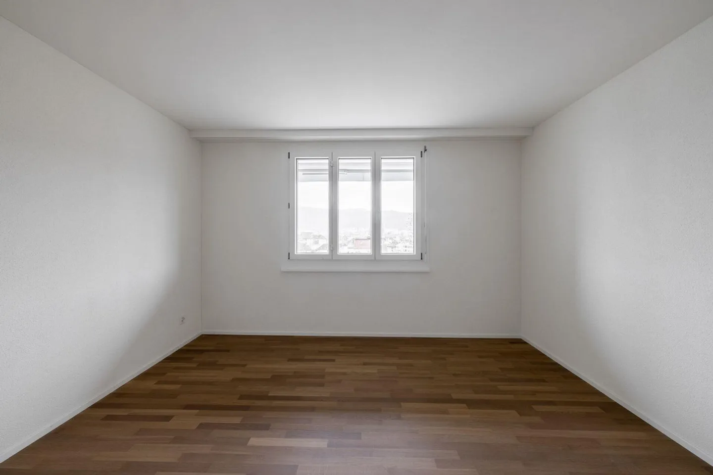 3.5-room apartment directly at Altstetten train station - Photo 4 of 5