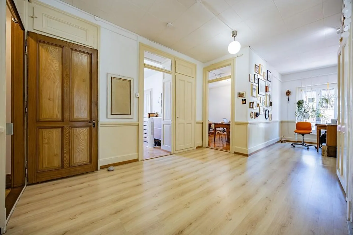 Appartement historique au cœur de Brig (4ème étage Nord) - Photo 8 sur 10
