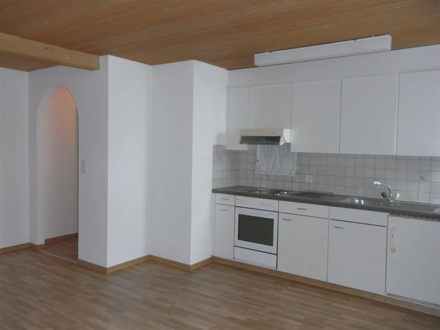 Appartamento duplex attraente di 2,5 stanze vicino ai trasporti pubblici e allo shopping - Foto 2 di 6