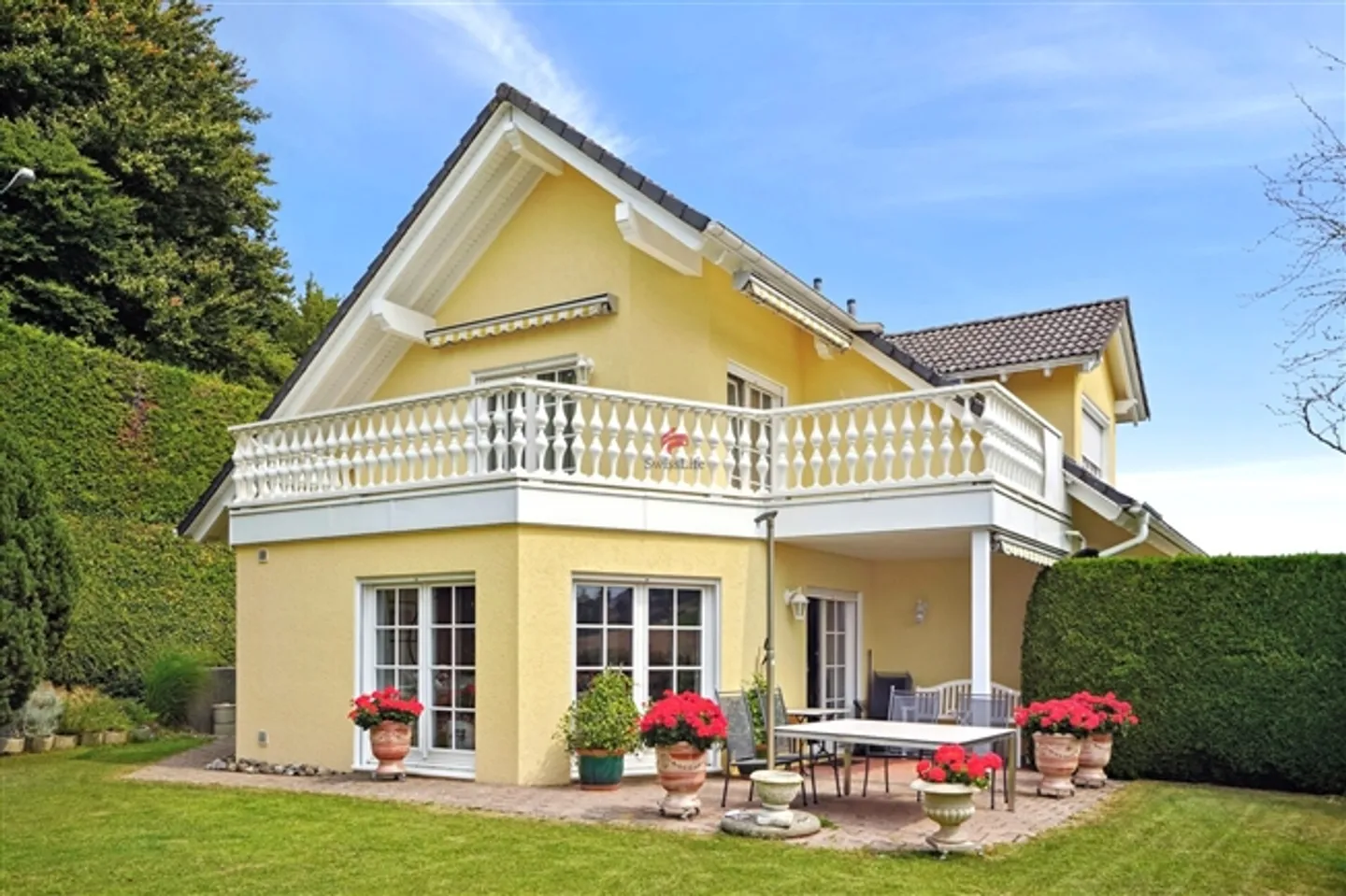 Exclusive Villa - Living at the Highest Level - Photo 16 of 18