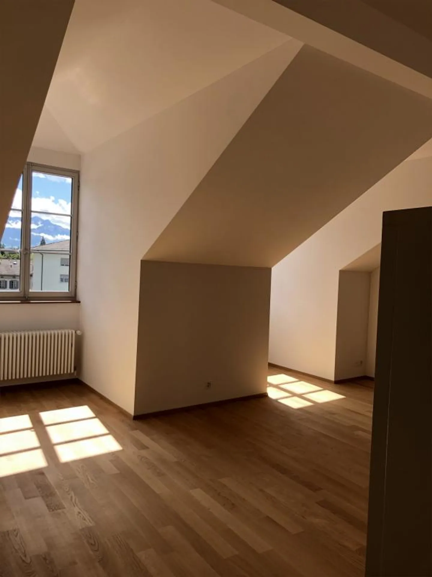 Moderno appartamento duplex con vista sull'Aare di 108 m² - Foto 8 di 18