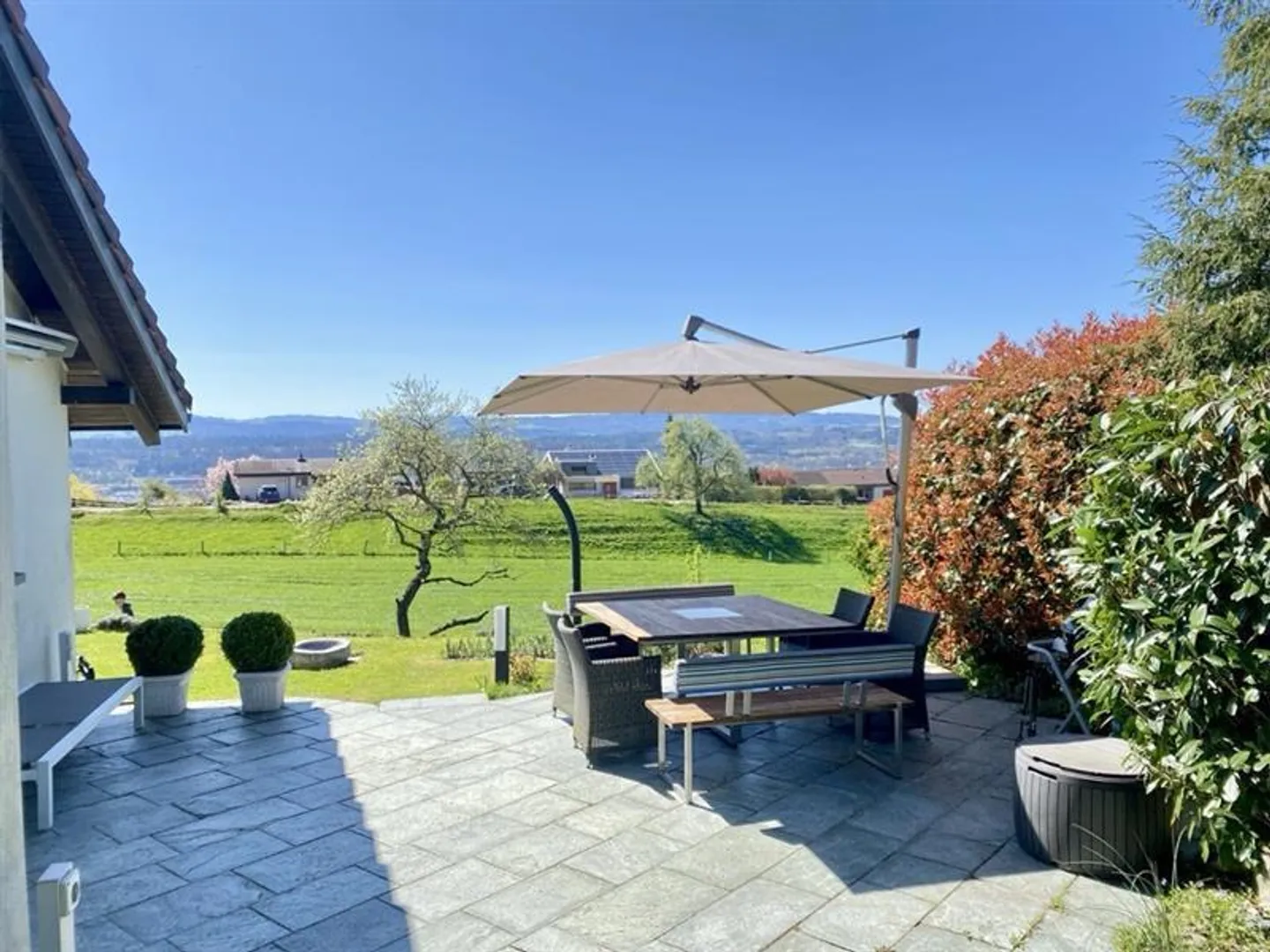 Charming Family Home with Garden - Photo 1 of 10