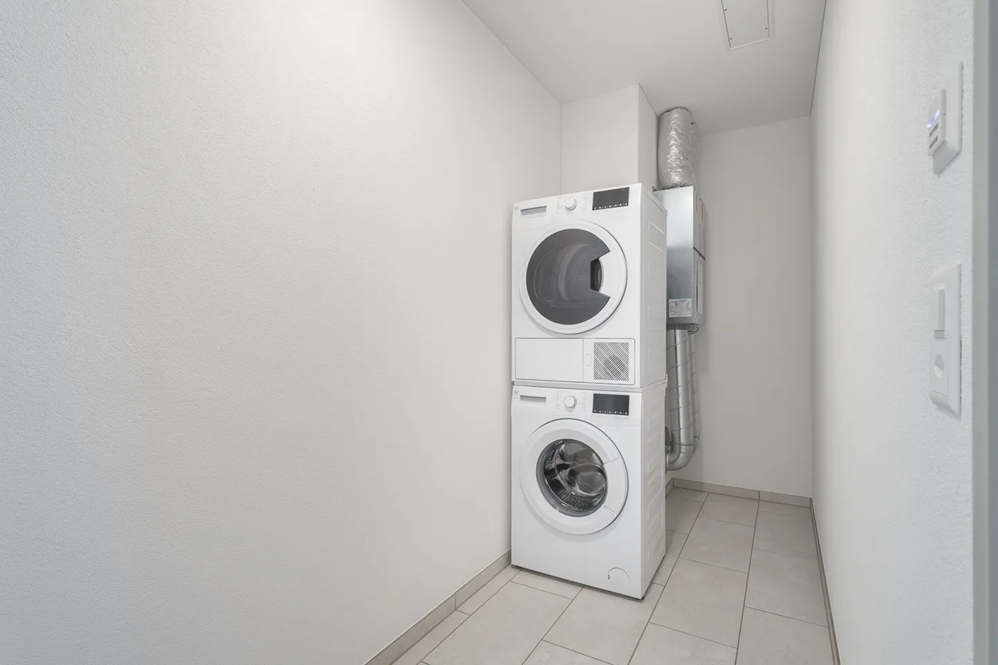 Spacious apartment in Hertipark - Your new home? - Photo 10 of 11