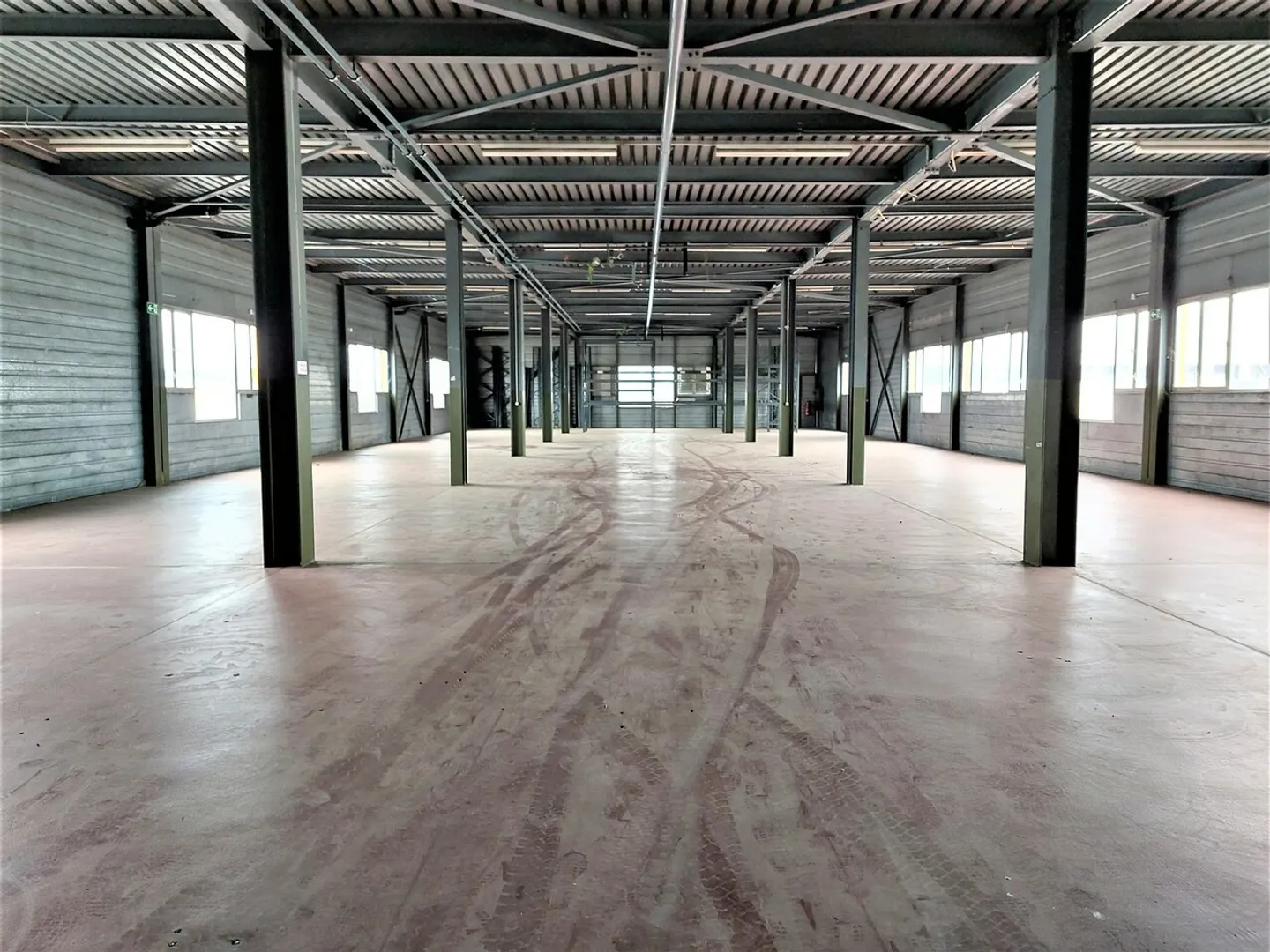 Gewerbefläche in Cheseaux - Foto 2 von 4