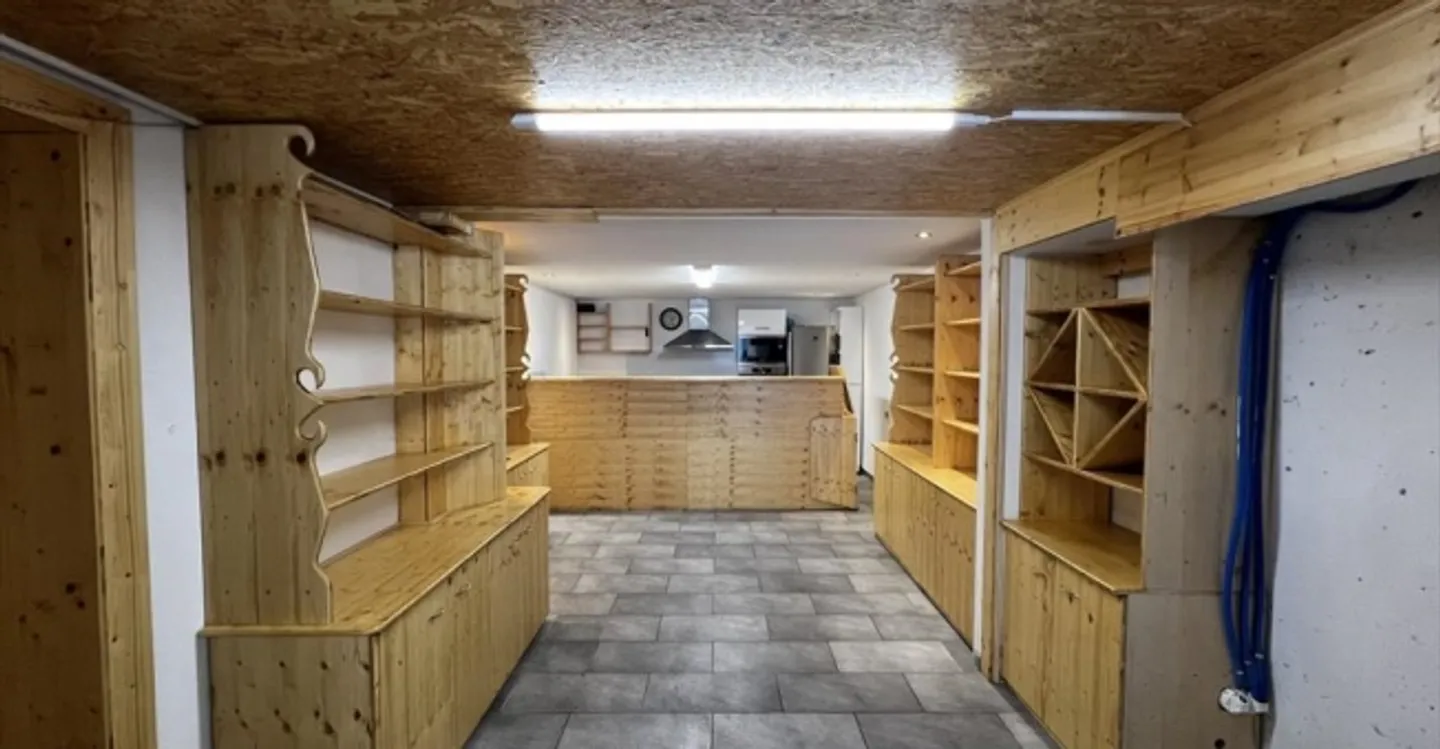 Mischgenutztes Gebäude mieten - Foto 6 von 6