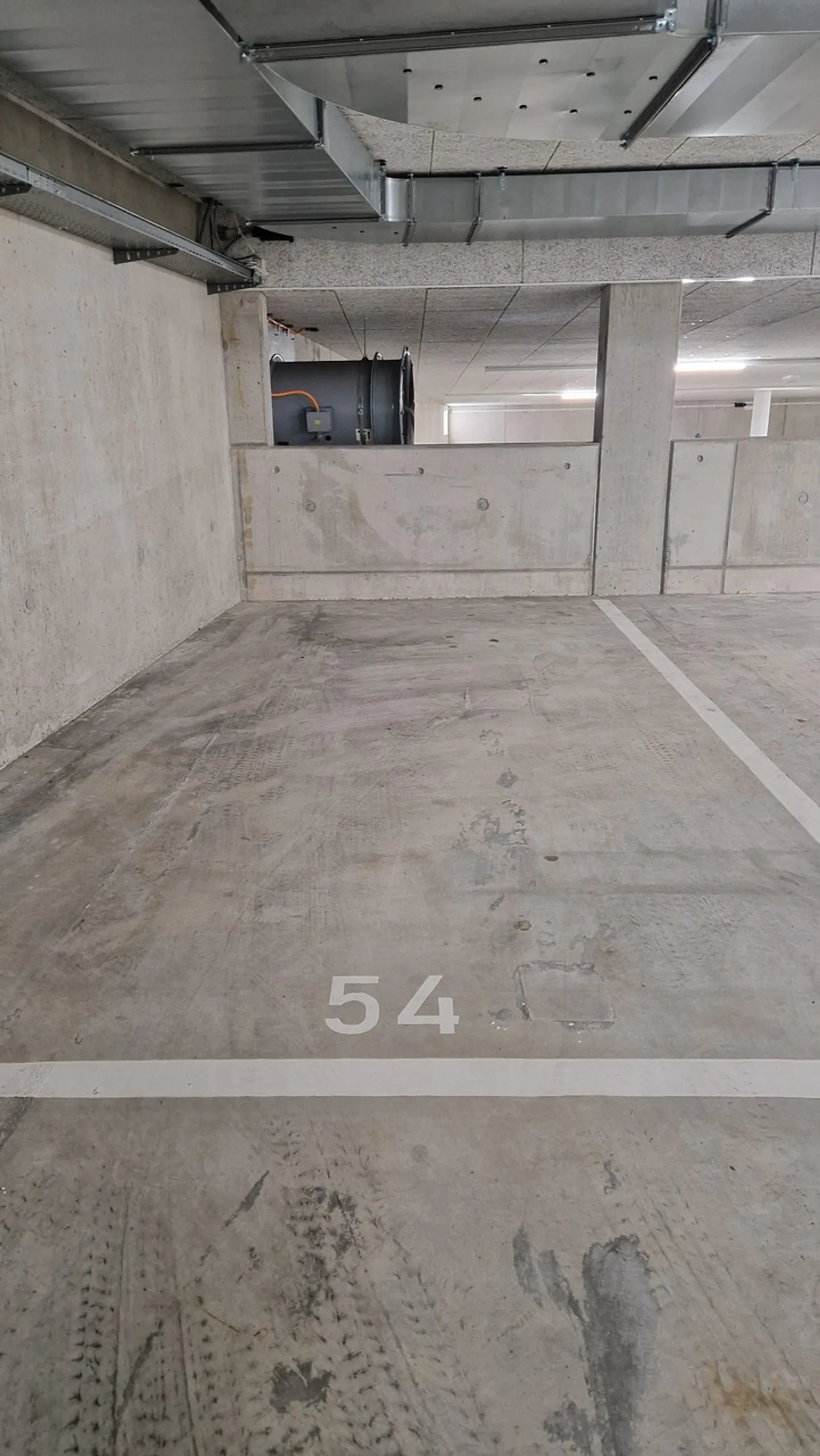 Überdachter Parkplatz mieten - Foto 4 von 4