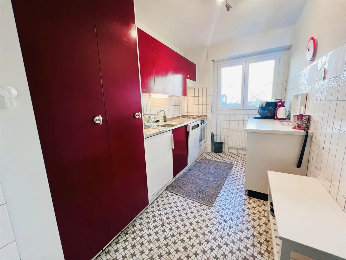 Schönes 3.5-Zimmer-Wohnung renoviert - Sehr hell und geräumig - Ideal gelegen - Schöne Aussicht - Ruhige Lage - Foto 5 von 16