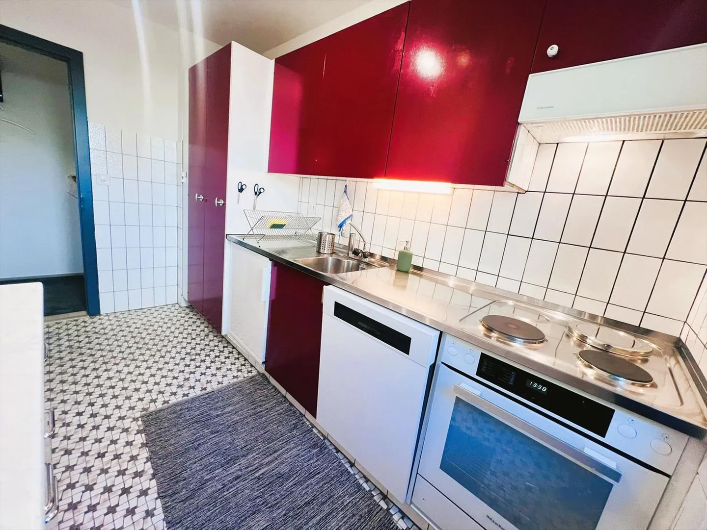 Schönes 3.5-Zimmer-Wohnung renoviert - Sehr hell und geräumig - Ideal gelegen - Schöne Aussicht - Ruhige Lage - Foto 6 von 16
