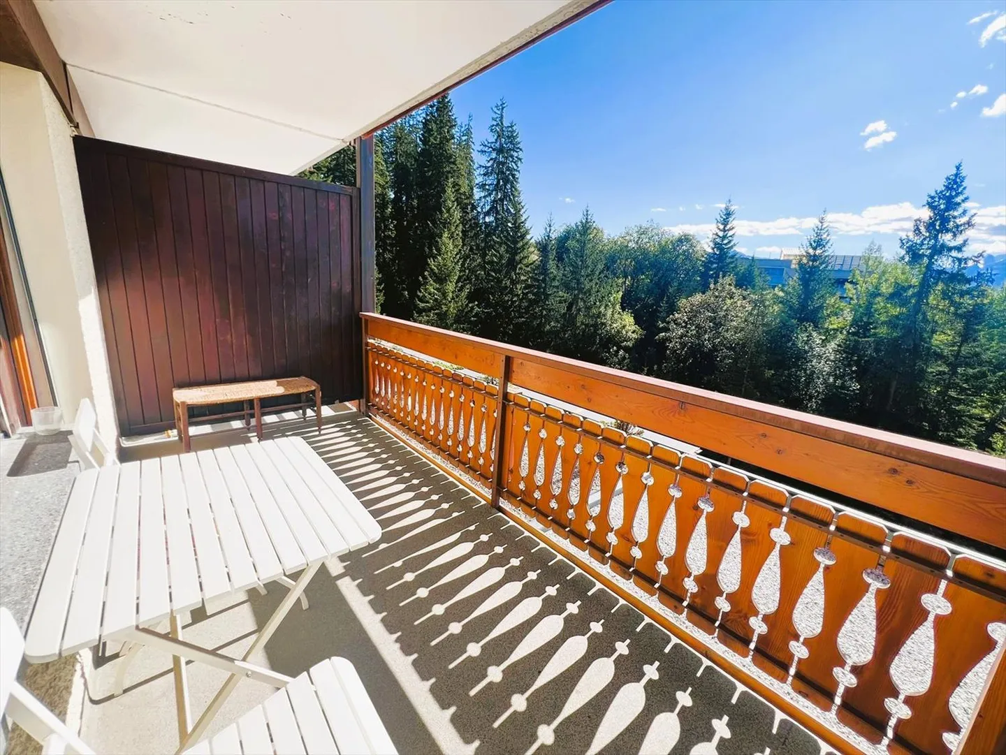 Schönes 3.5-Zimmer-Wohnung renoviert - Sehr hell und geräumig - Ideal gelegen - Schöne Aussicht - Ruhige Lage - Foto 14 von 16