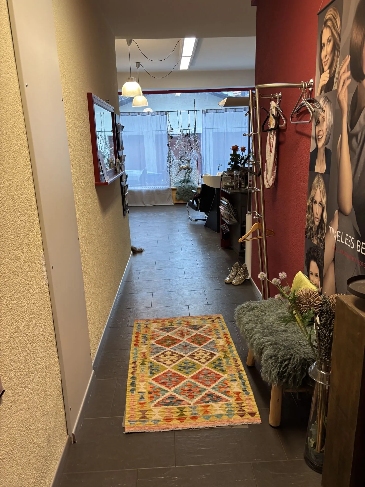 Salone di bellezza/Solarium da prendere gratuitamente - Foto 3 di 9