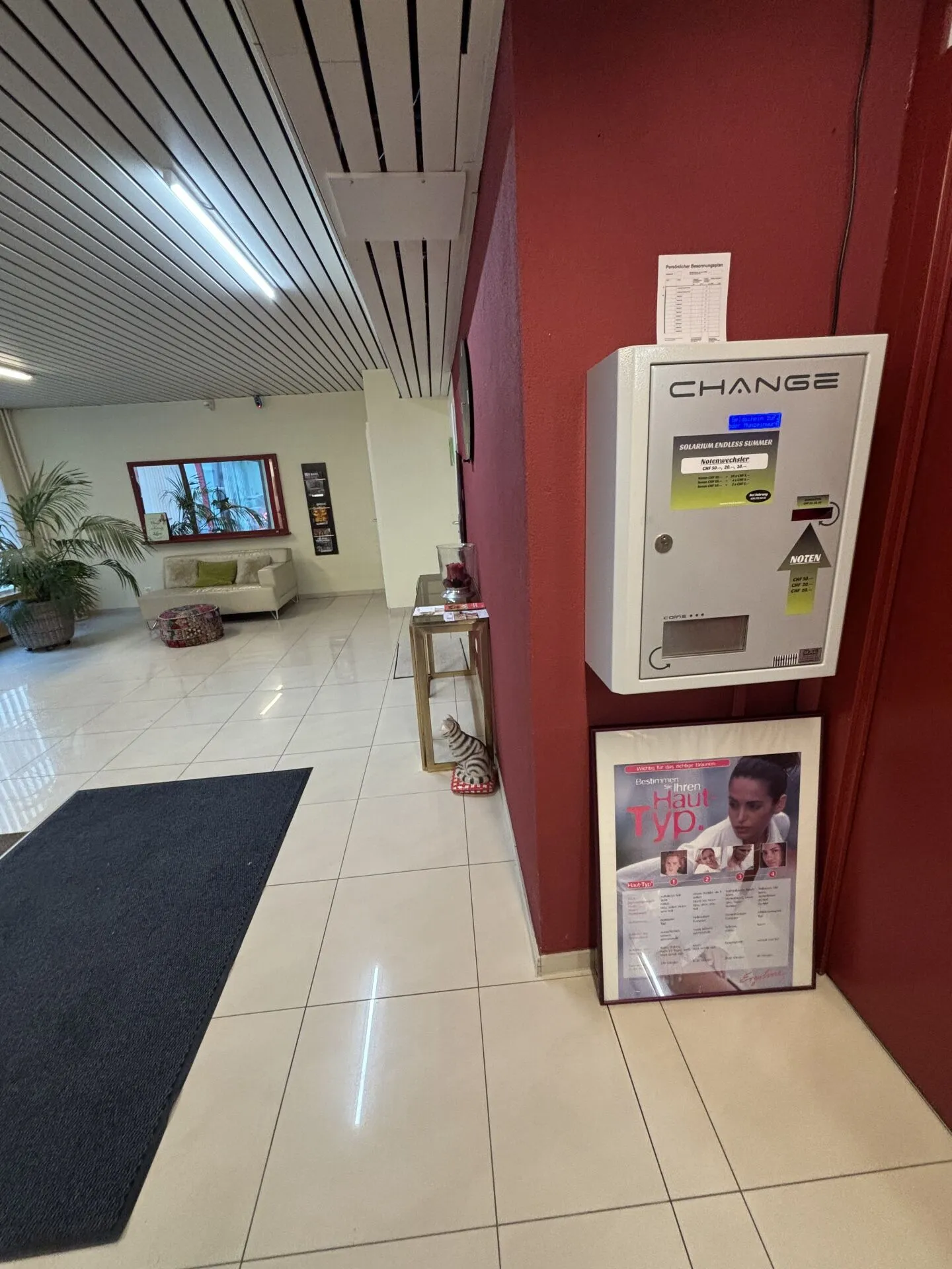 Salone di bellezza/Solarium da prendere gratuitamente - Foto 8 di 9