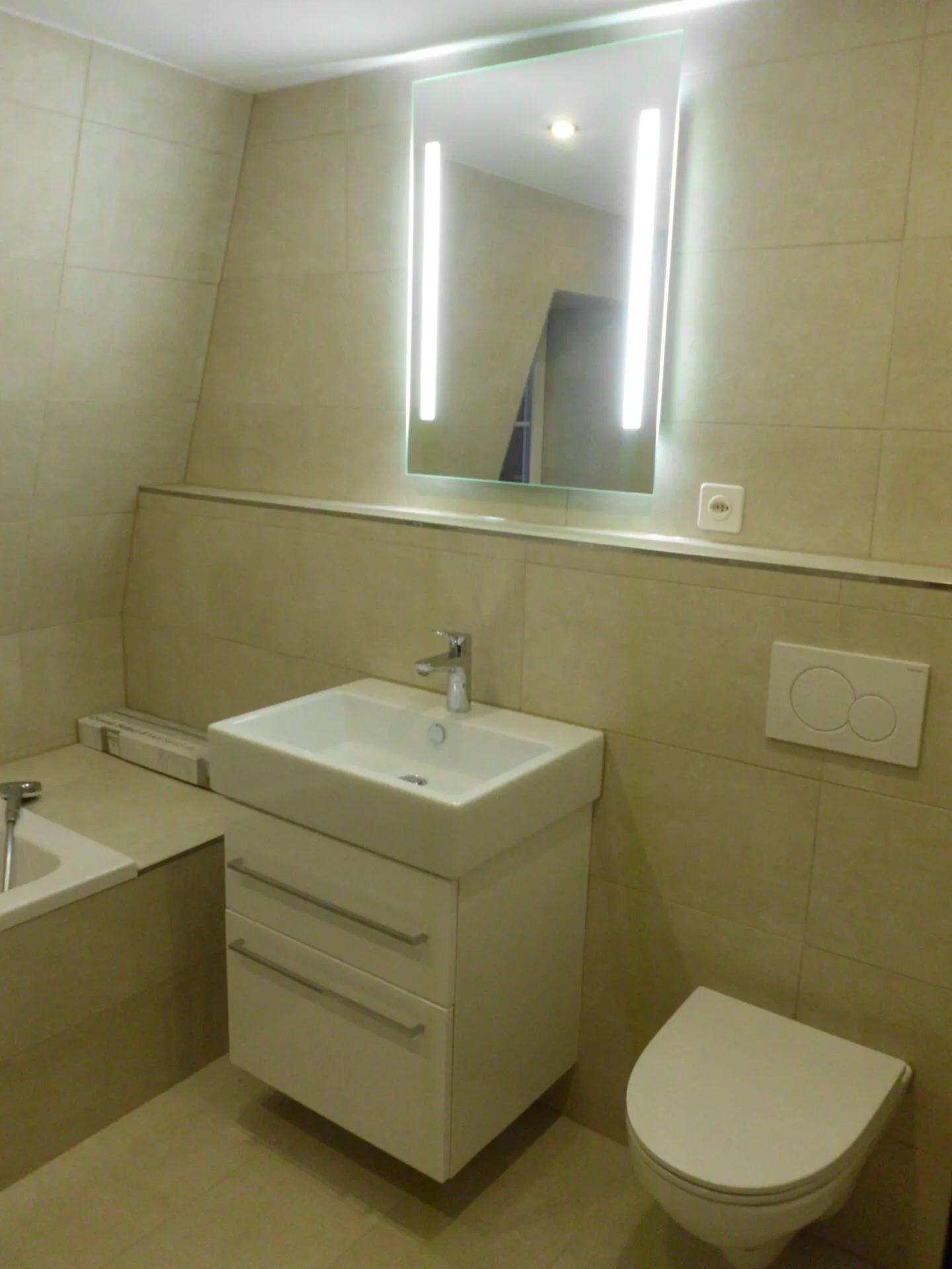 3.5 Room Maisonette Apartment for Rent in a Central Location in Sennwald - Photo 9 of 17