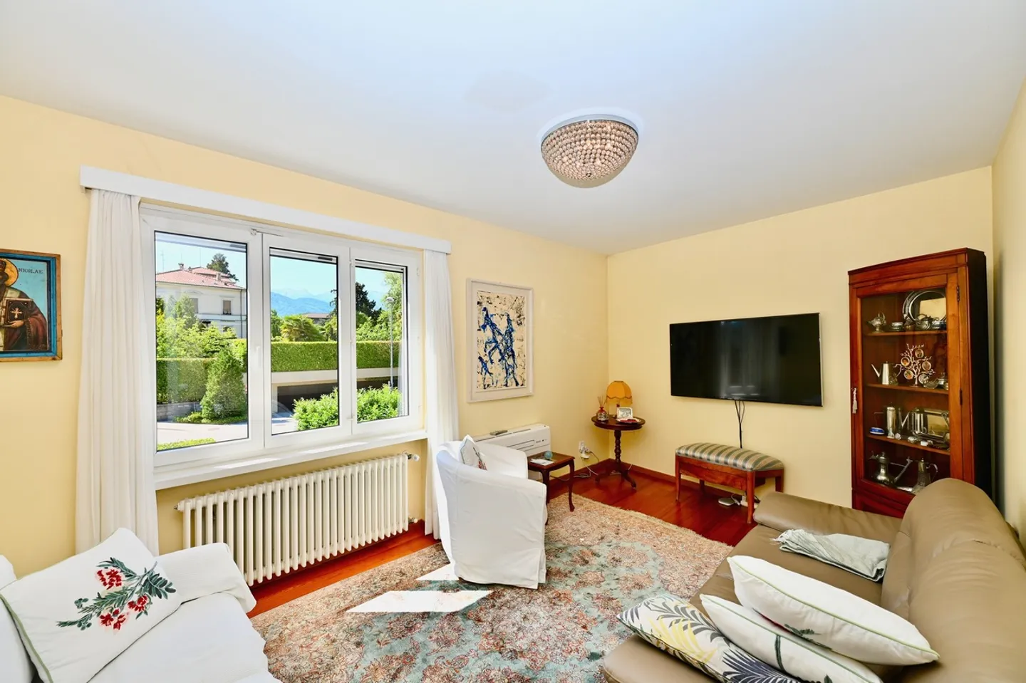 Casa con 2 Appartamenti e Giardino vicino a TASIS e Lugano - Foto 17 di 19