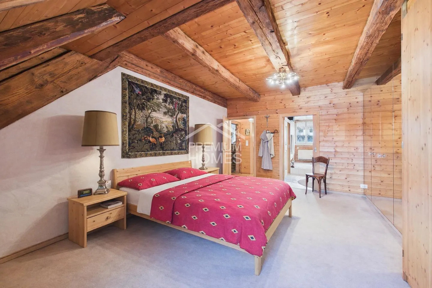 Investment property with gastronomy and residential use in a central location - Photo 8 of 12