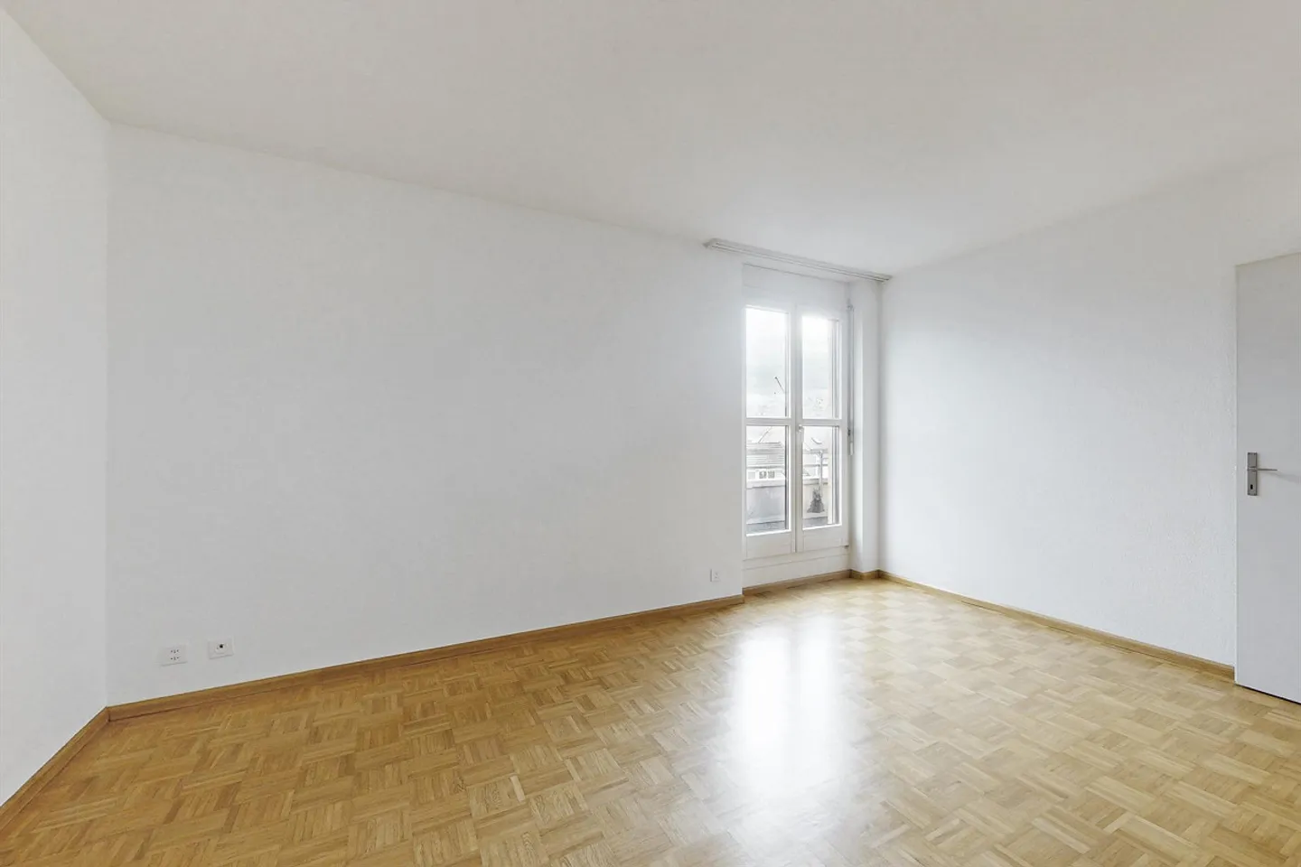 Ampio appartamento 4.5 locali - Foto 3 di 4