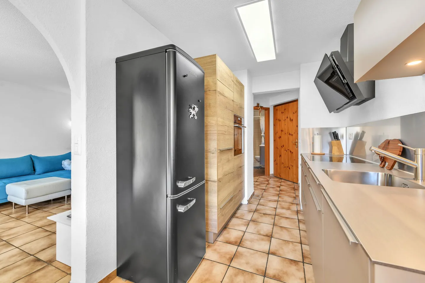 Space for life's dreams: Charming 4.5-room apartment with balcony - Photo 3 of 15