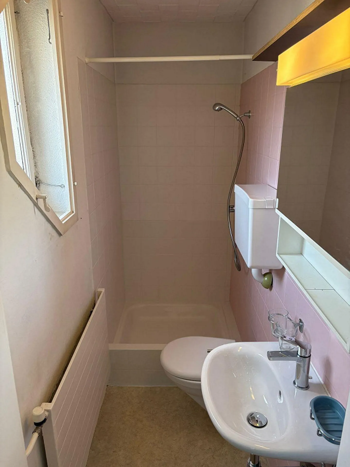 Appartement 3.5 pièces dans un bon emplacement - Photo 5 sur 7